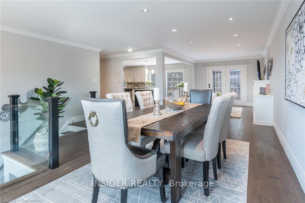 Photo 11 of 234 Shakespeare Drive, Waterloo, Beechwood — HOMEH