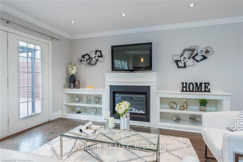 Photo 14 of 234 Shakespeare Drive, Waterloo, Beechwood — HOMEH