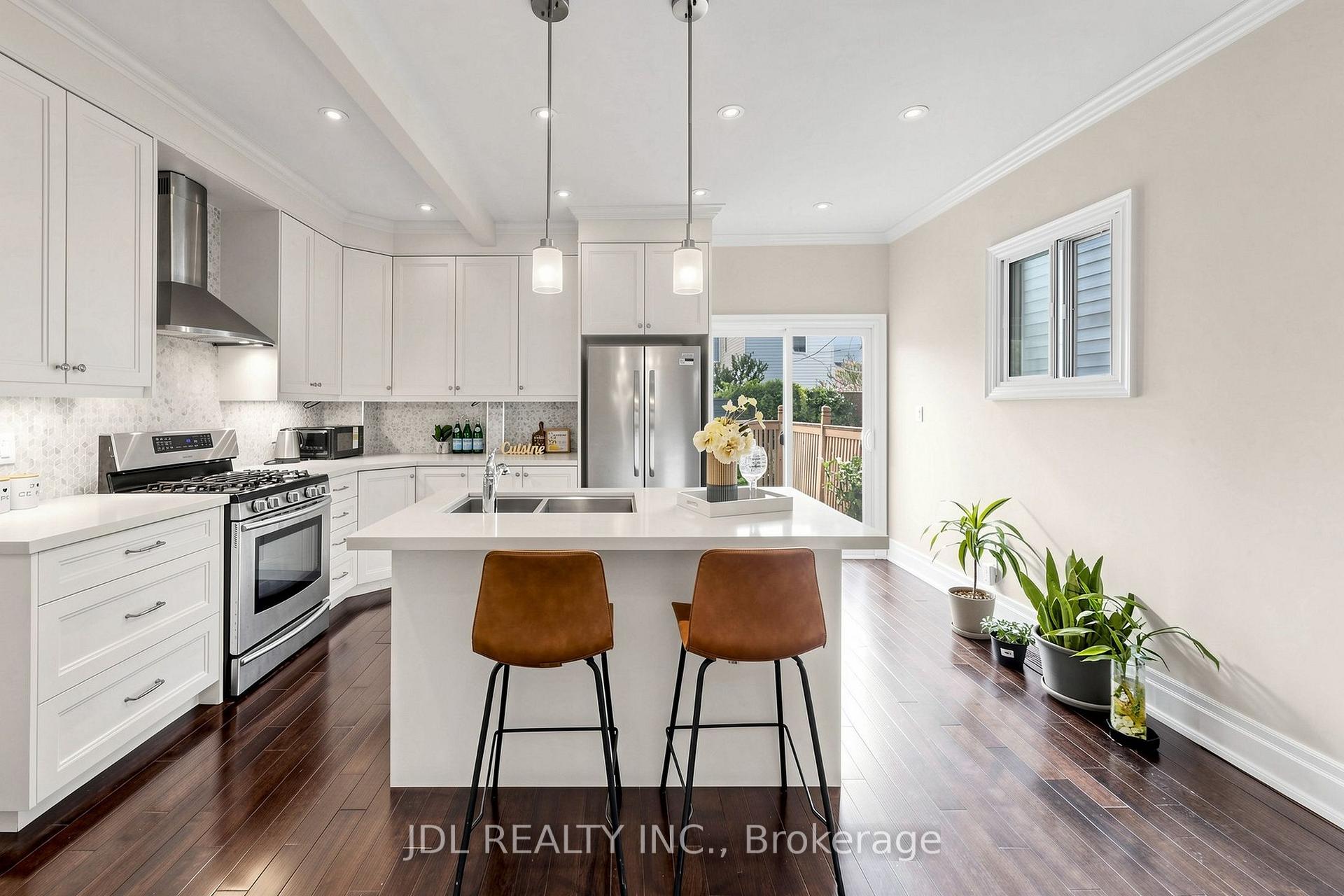Photo 9 of 831 Pape Avenue, Toronto, Danforth — HOMEH