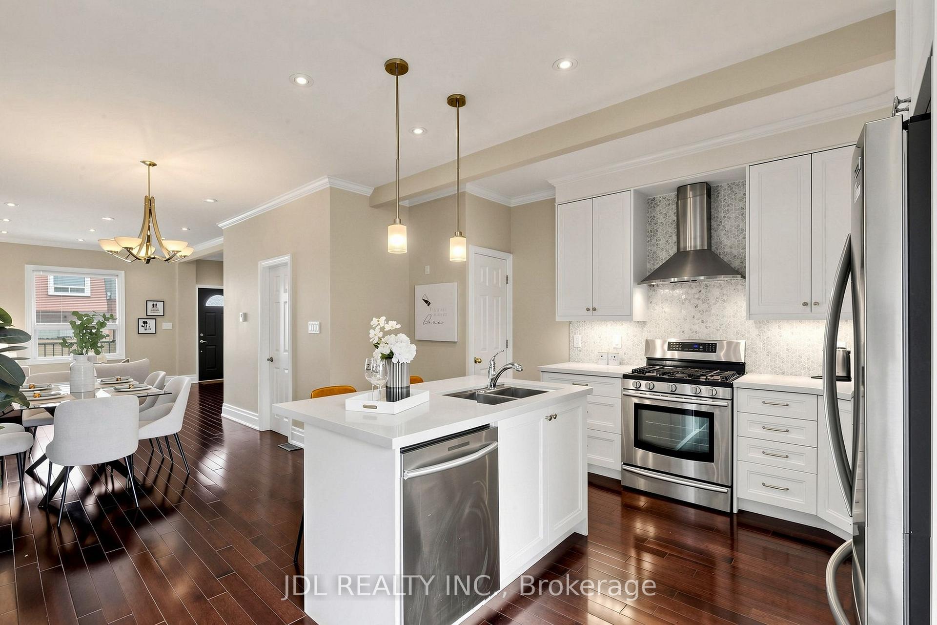 Photo 11 of 831 Pape Avenue, Toronto, Danforth — HOMEH