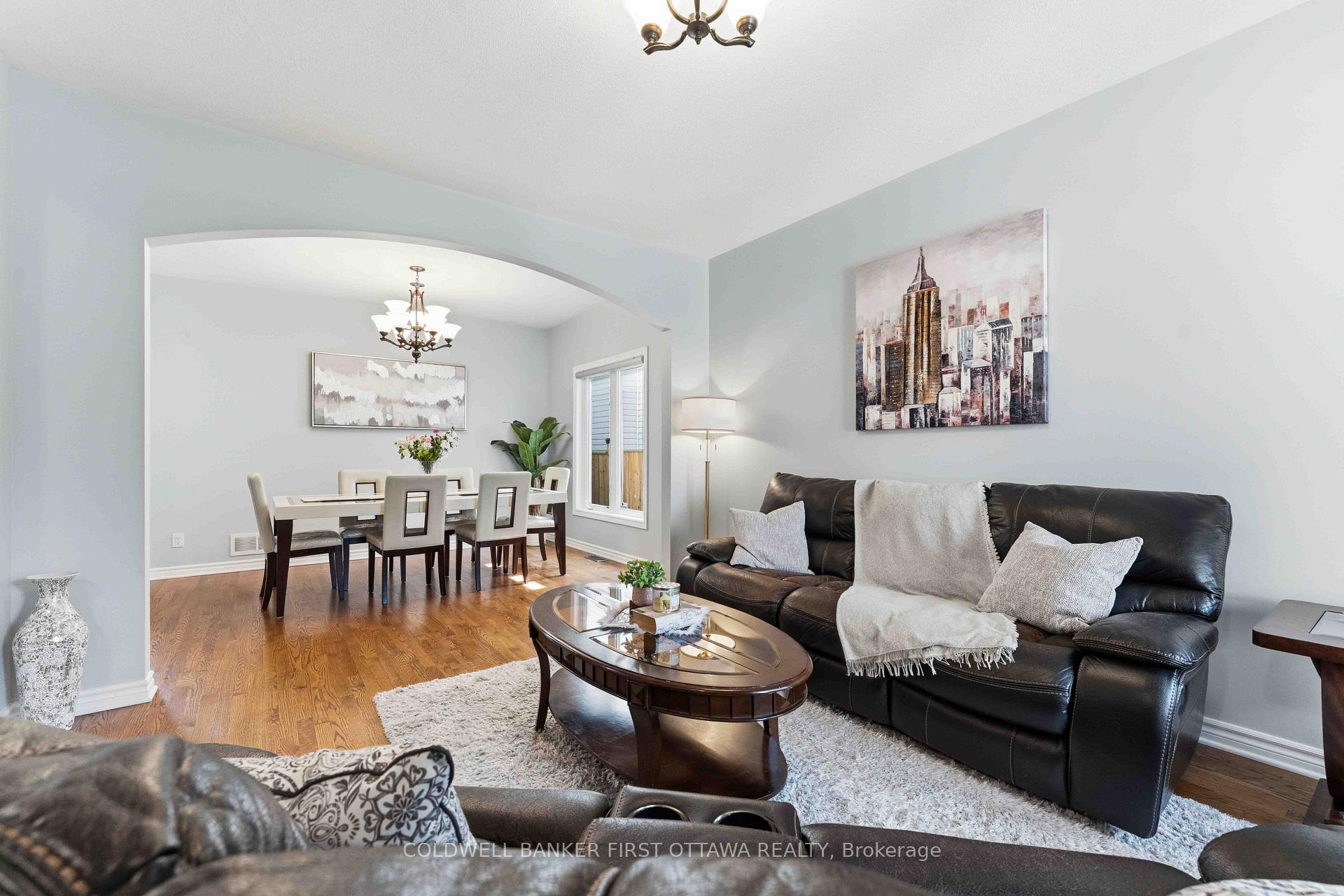 Photo 6 of 150 Strathcarron Crescent, Ottawa, Kanata - Morgan's Grant/South March — HOMEH