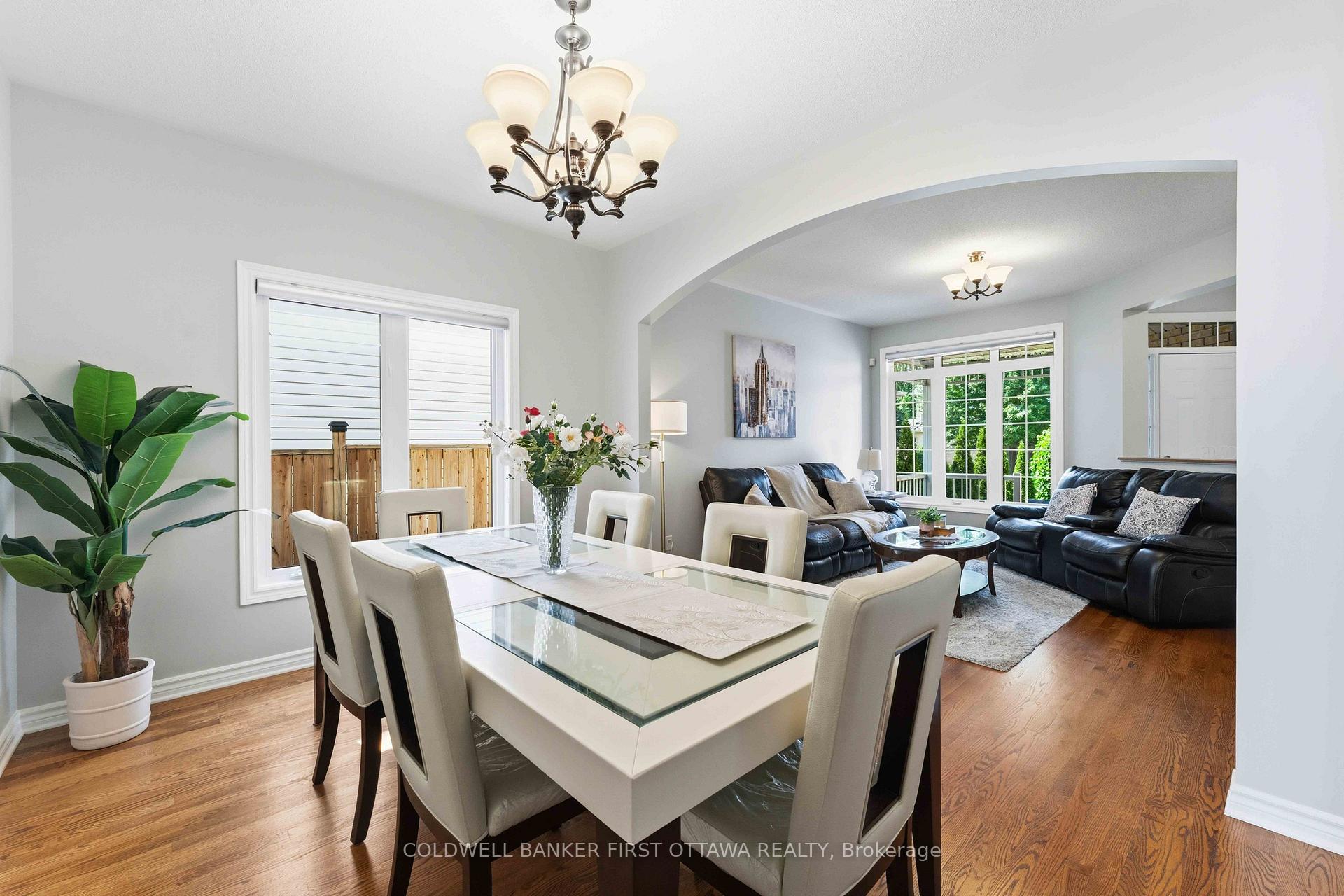 Photo 11 of 150 Strathcarron Crescent, Ottawa, Kanata - Morgan's Grant/South March — HOMEH