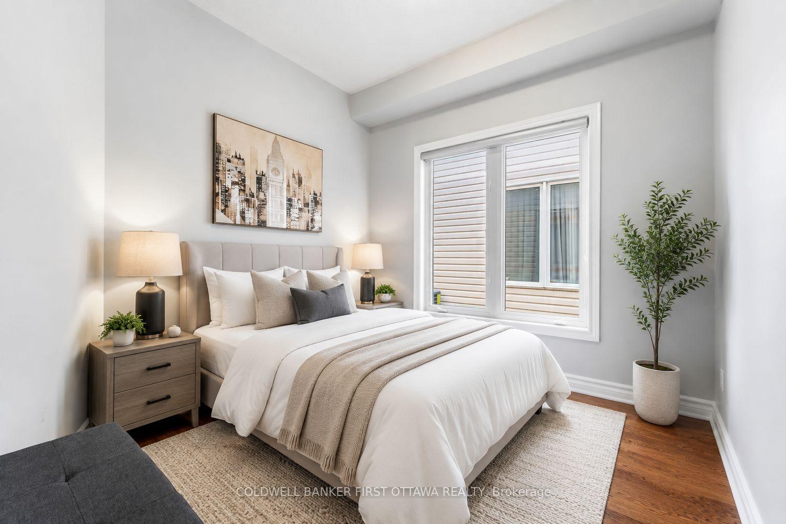 Photo 12 of 150 Strathcarron Crescent, Ottawa, Kanata - Morgan's Grant/South March — HOMEH