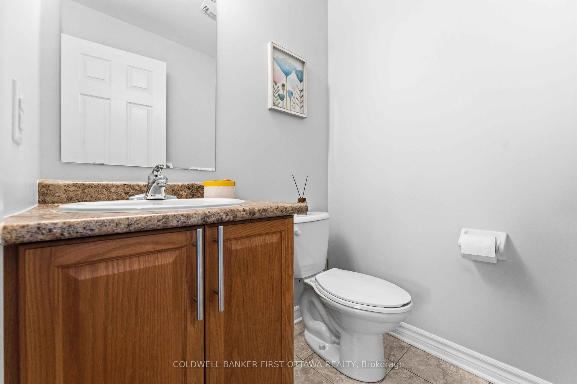 Photo 14 of 150 Strathcarron Crescent, Ottawa, Kanata - Morgan's Grant/South March — HOMEH