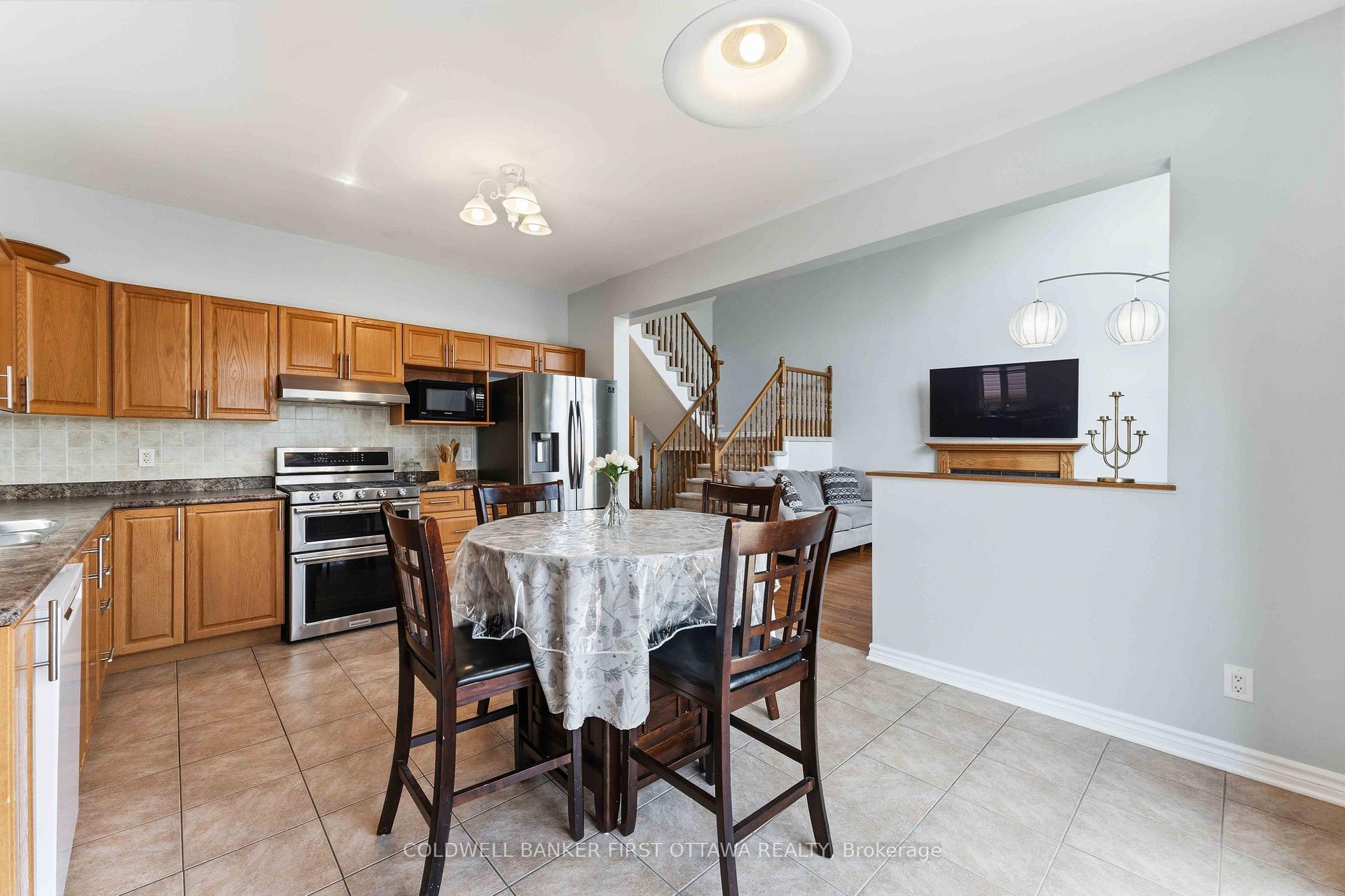 Photo 23 of 150 Strathcarron Crescent, Ottawa, Kanata - Morgan's Grant/South March — HOMEH