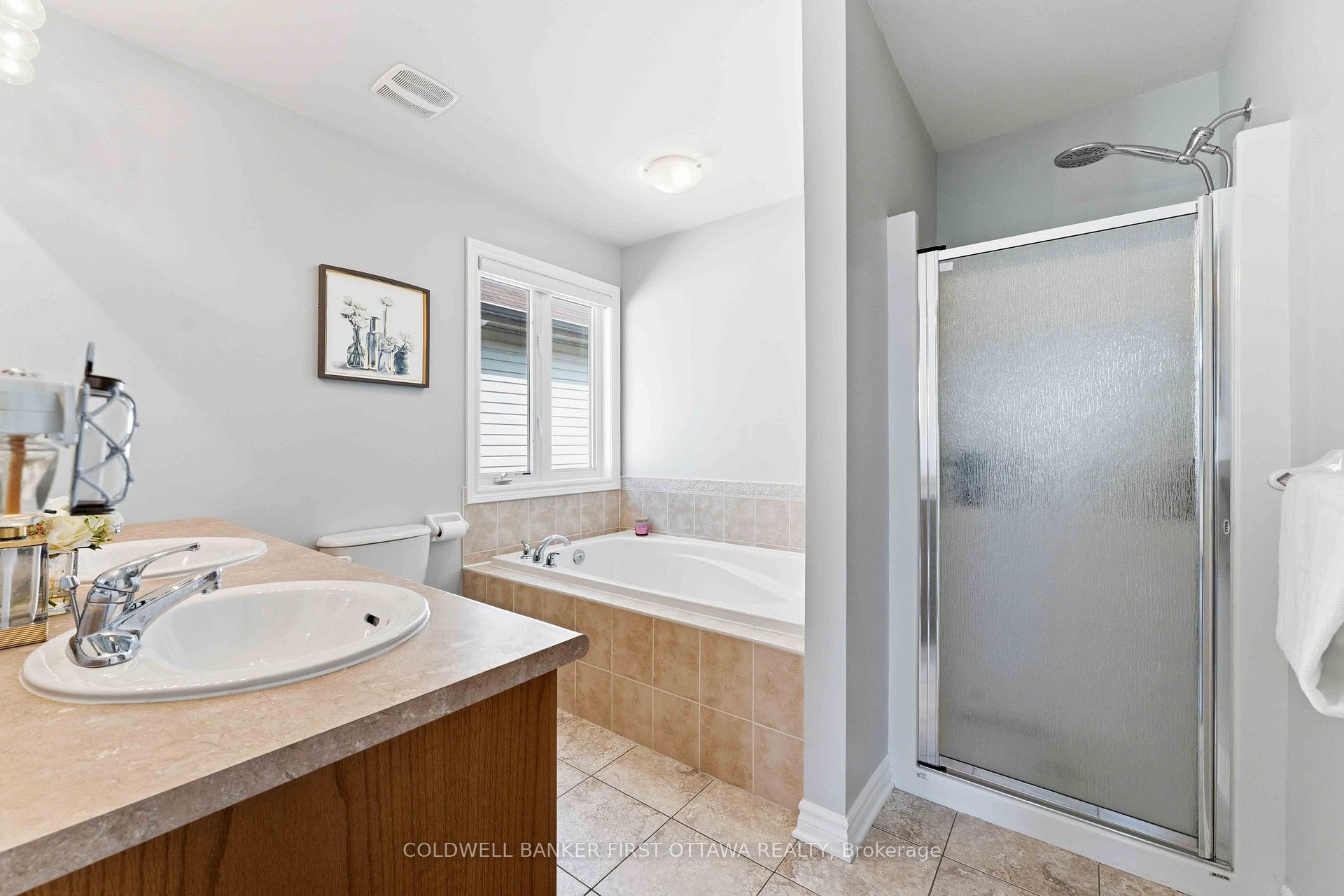 Photo 30 of 150 Strathcarron Crescent, Ottawa, Kanata - Morgan's Grant/South March — HOMEH