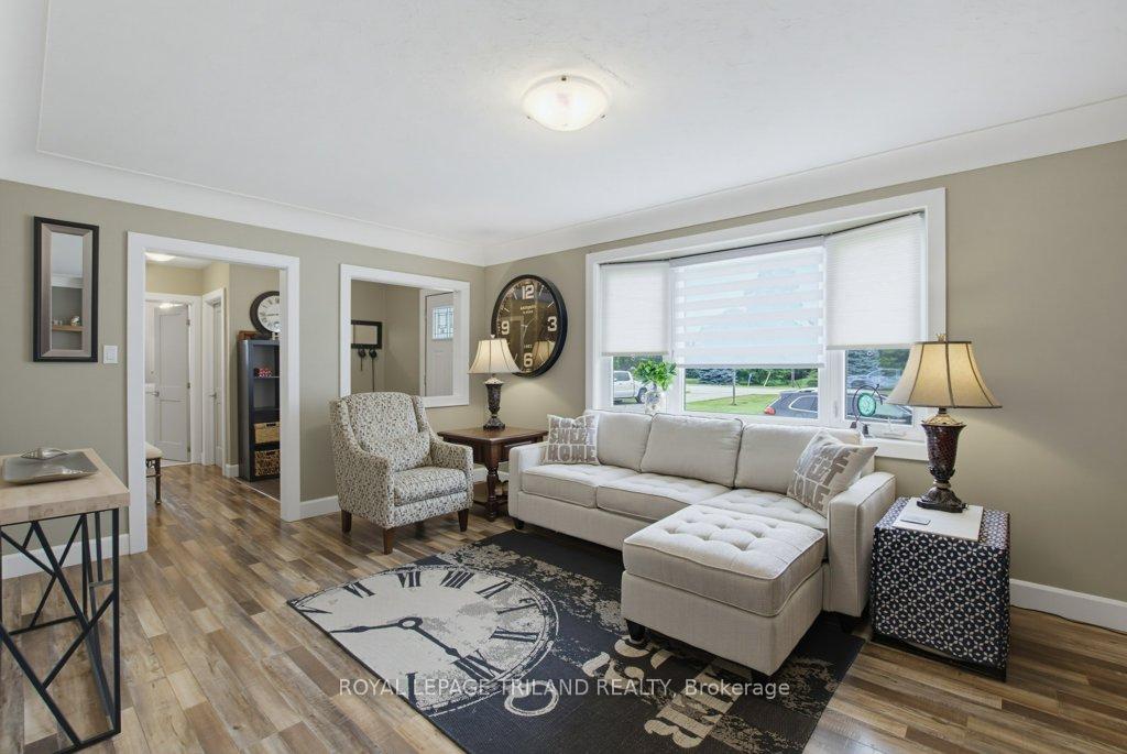 Photo 6 of 185 Centennial Avenue, Central Elgin, Rural Central Elgin — HOMEH