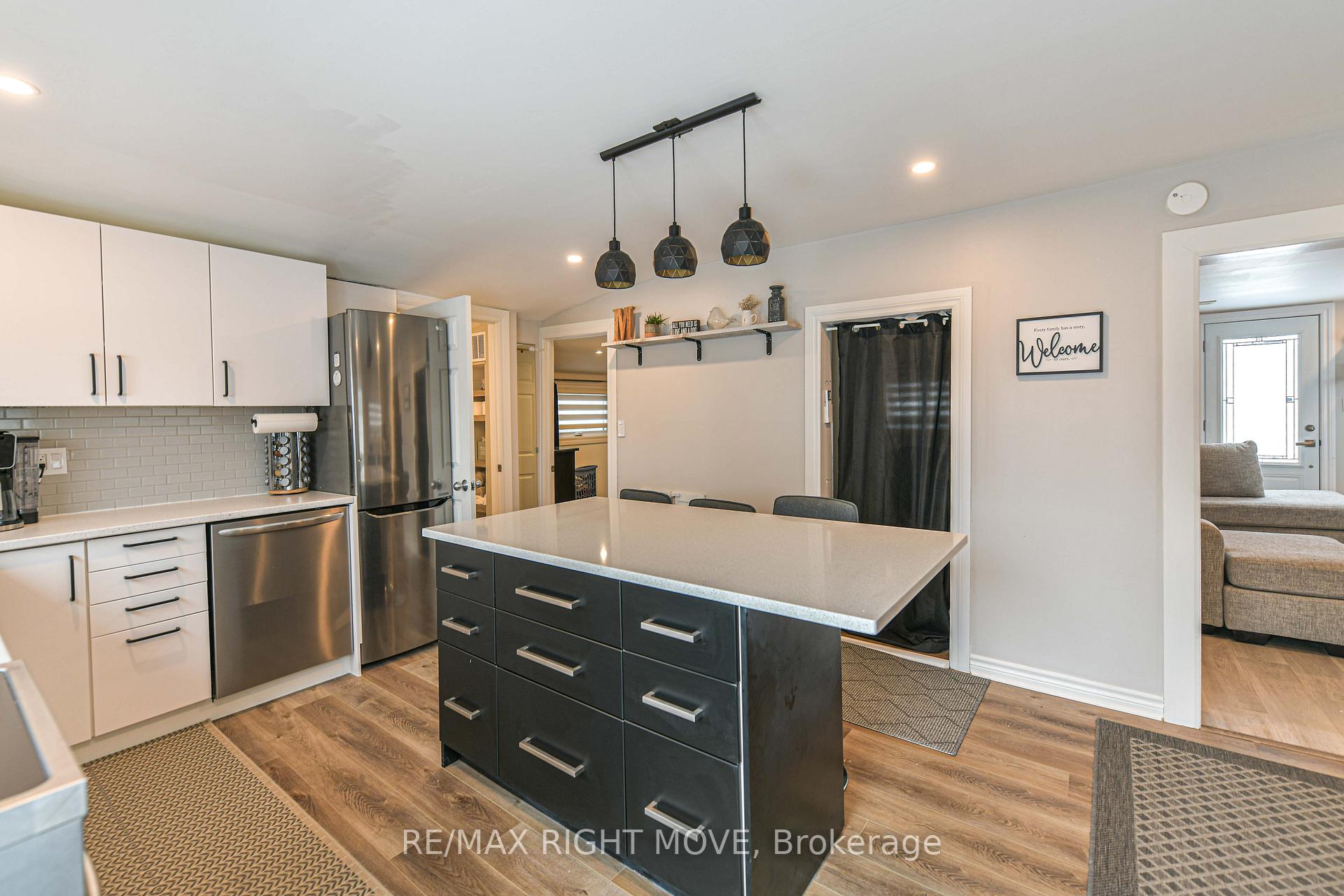 Photo 25 of 46 Osborne Street, Tay, Victoria Harbour — HOMEH