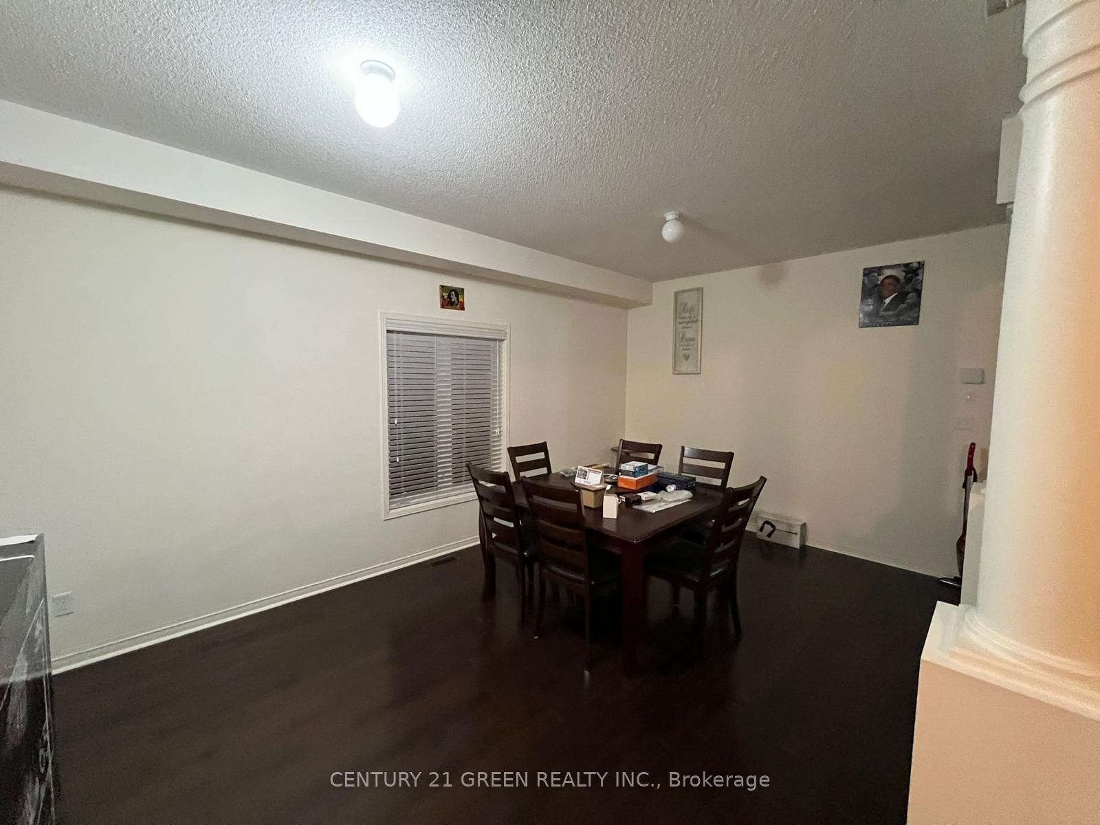 Photo 17 of 40 Cookview Drive, Brampton, Sandringham-Wellington — HOMEH
