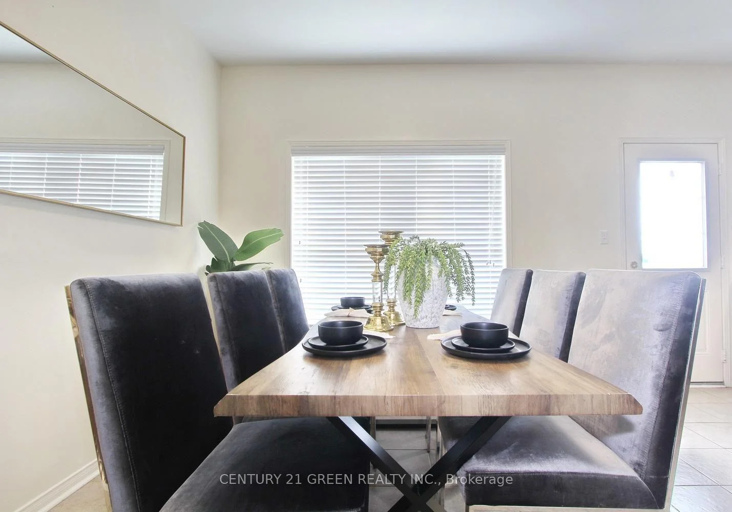 Photo 28 of 40 Cookview Drive, Brampton, Sandringham-Wellington — HOMEH