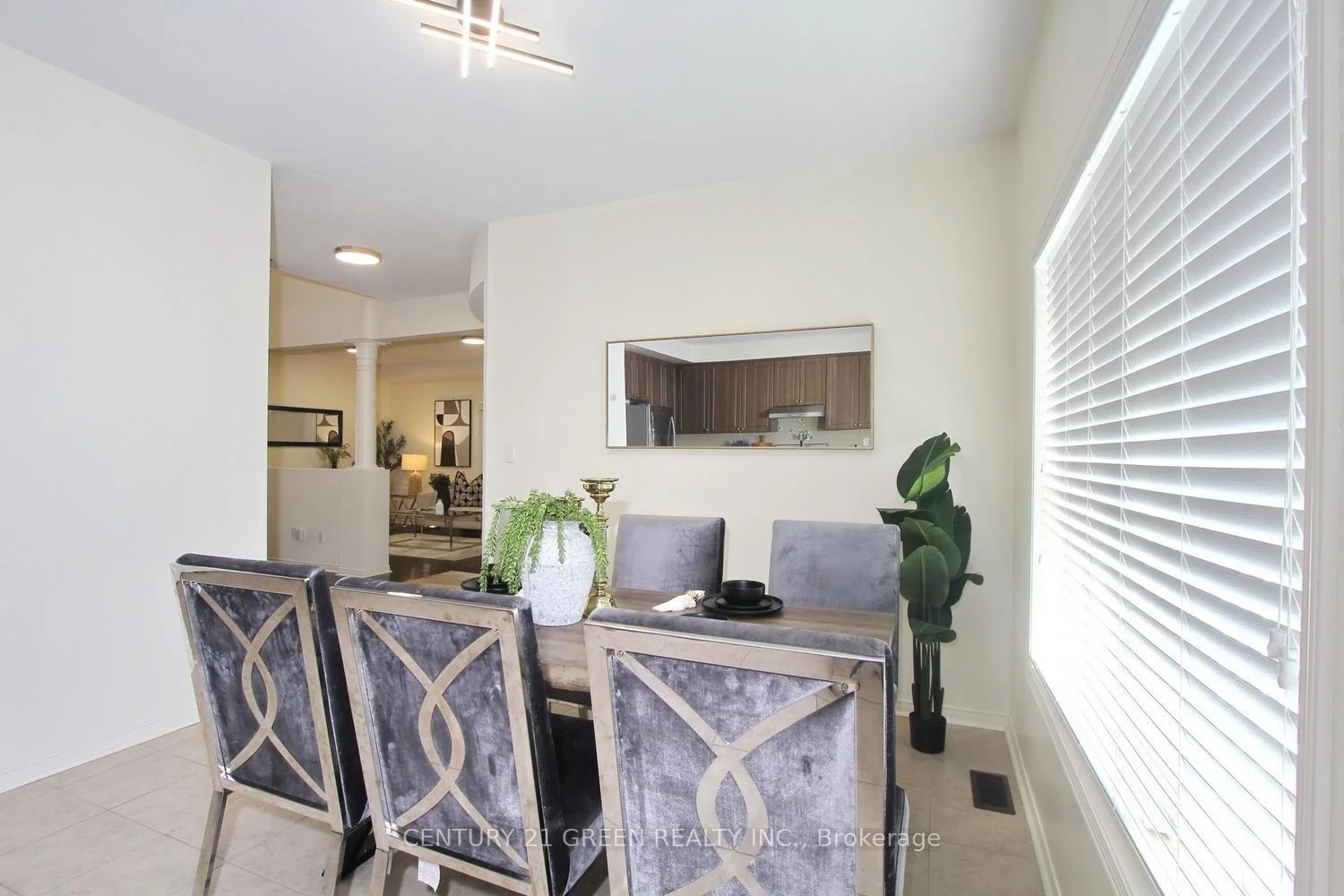 Photo 32 of 40 Cookview Drive, Brampton, Sandringham-Wellington — HOMEH