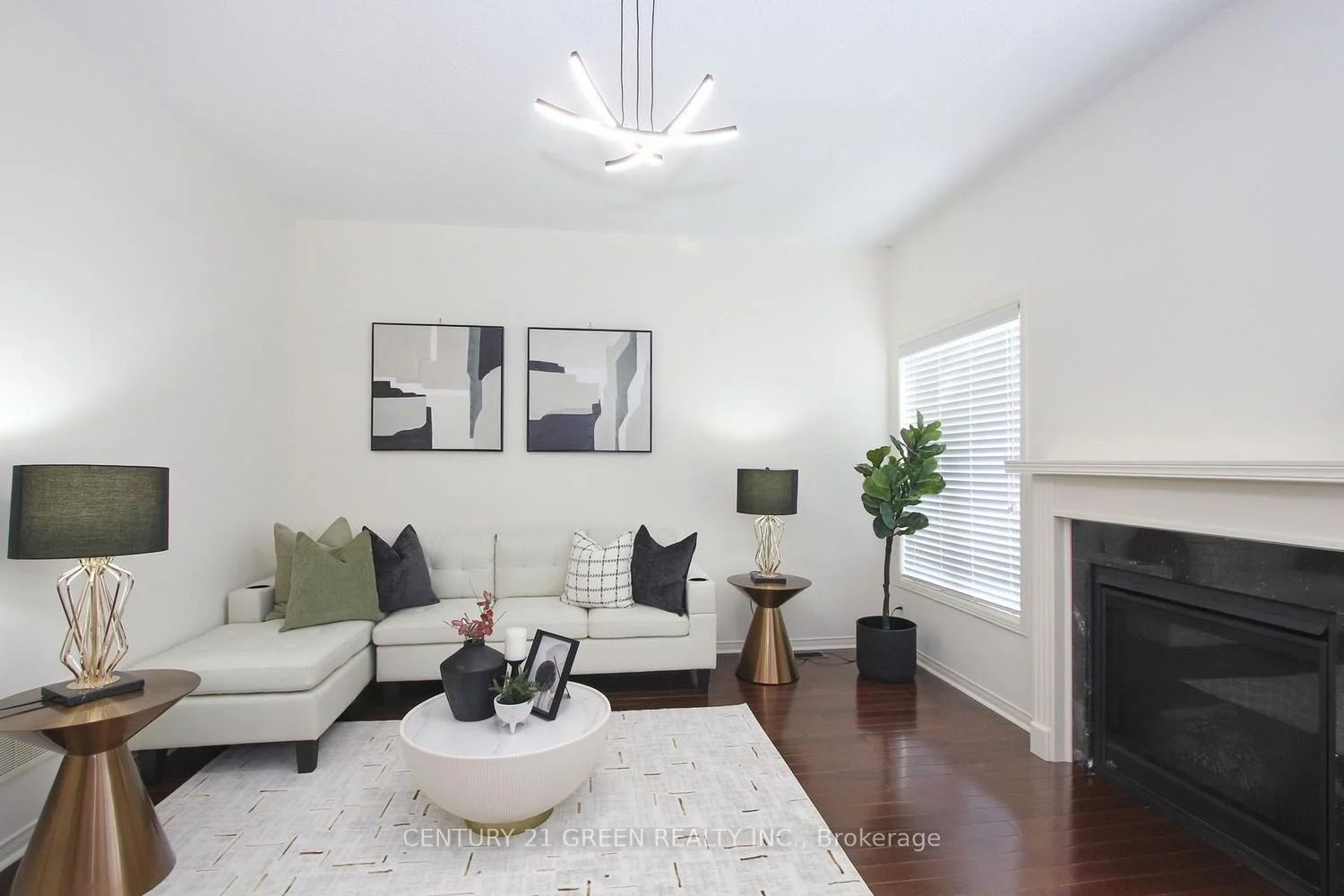 Photo 35 of 40 Cookview Drive, Brampton, Sandringham-Wellington — HOMEH