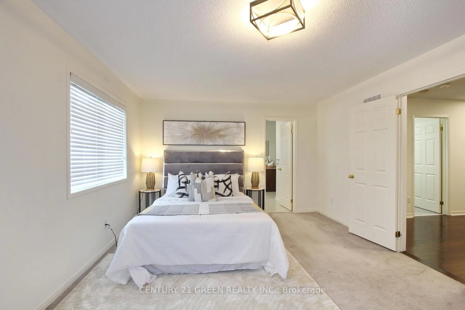 Photo 38 of 40 Cookview Drive, Brampton, Sandringham-Wellington — HOMEH