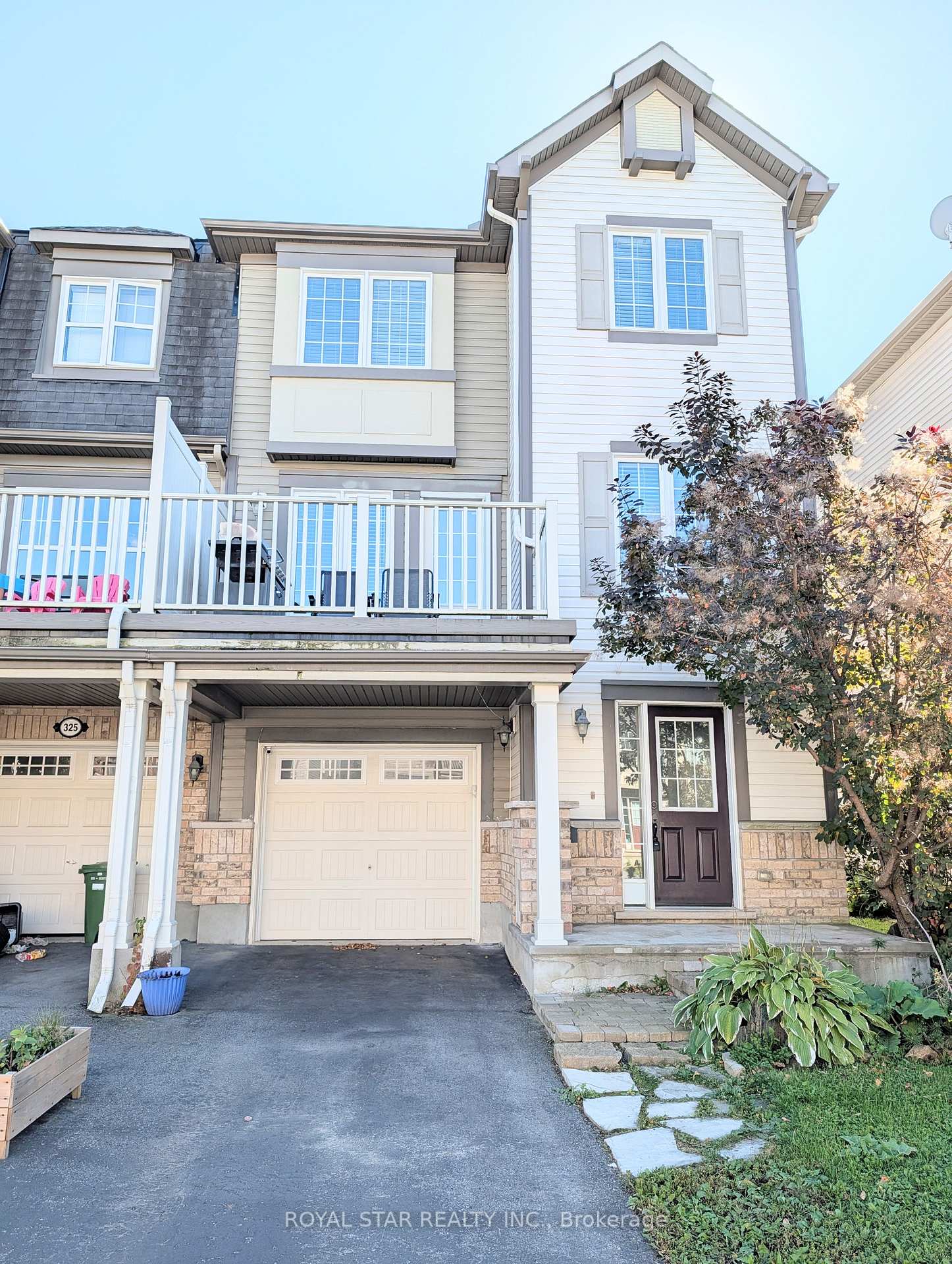 Photo 2 of 323 Sweet Grass Circle, Ottawa, Barrhaven - Half Moon Bay — HOMEH