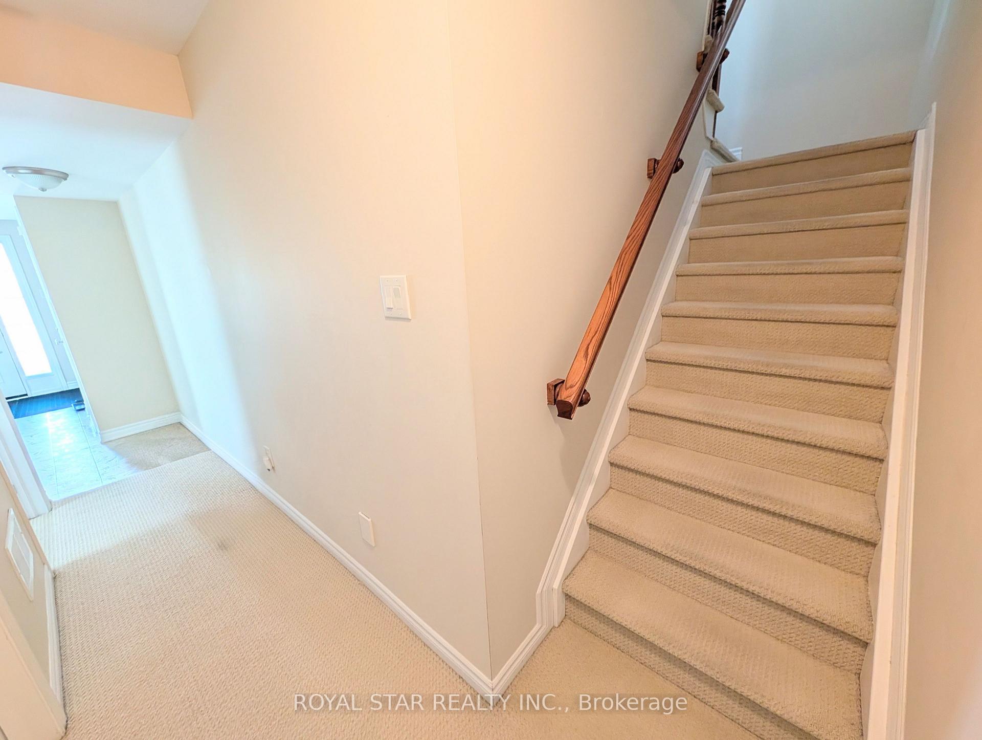 Photo 7 of 323 Sweet Grass Circle, Ottawa, Barrhaven - Half Moon Bay — HOMEH