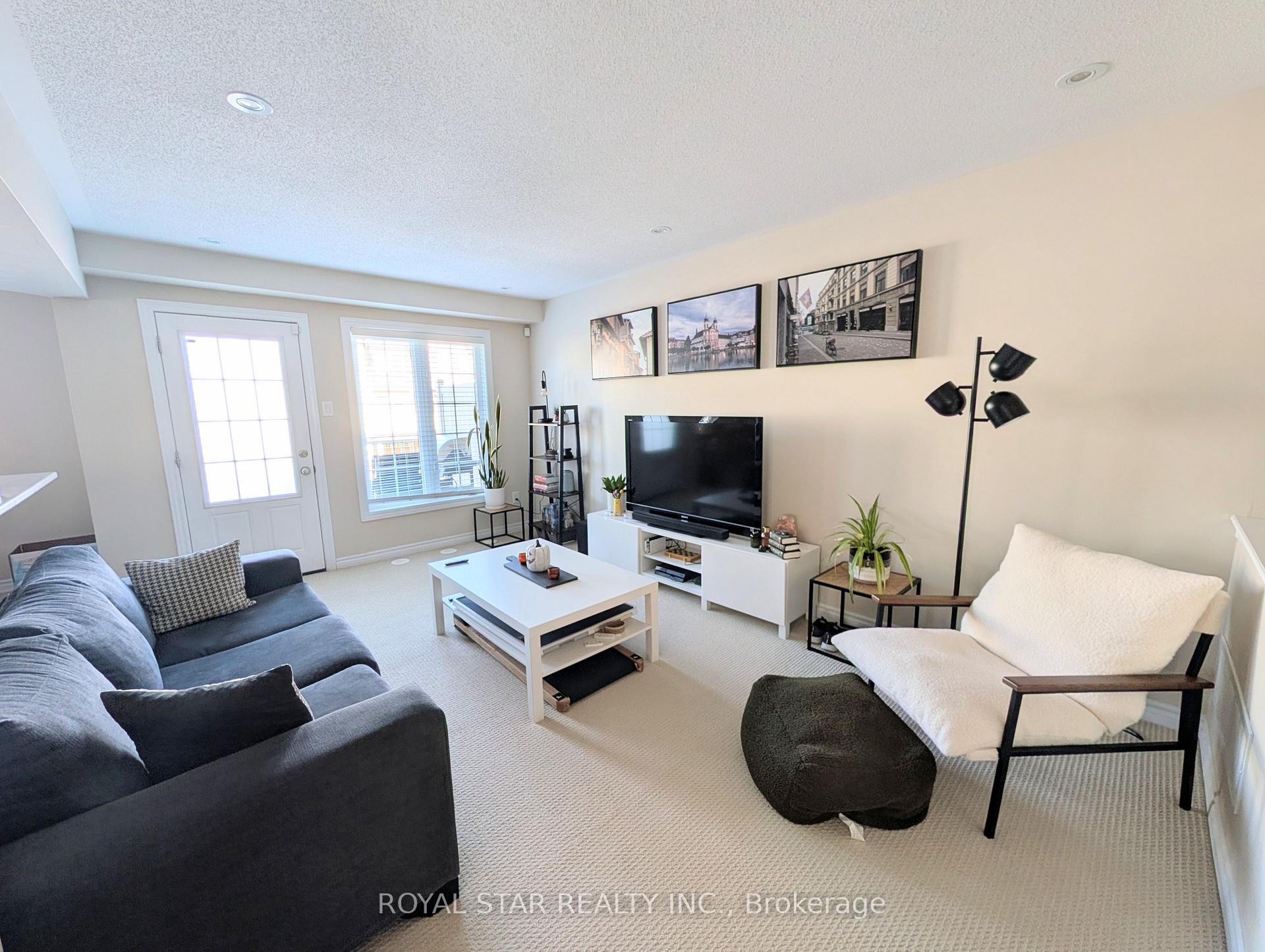 Photo 8 of 323 Sweet Grass Circle, Ottawa, Barrhaven - Half Moon Bay — HOMEH
