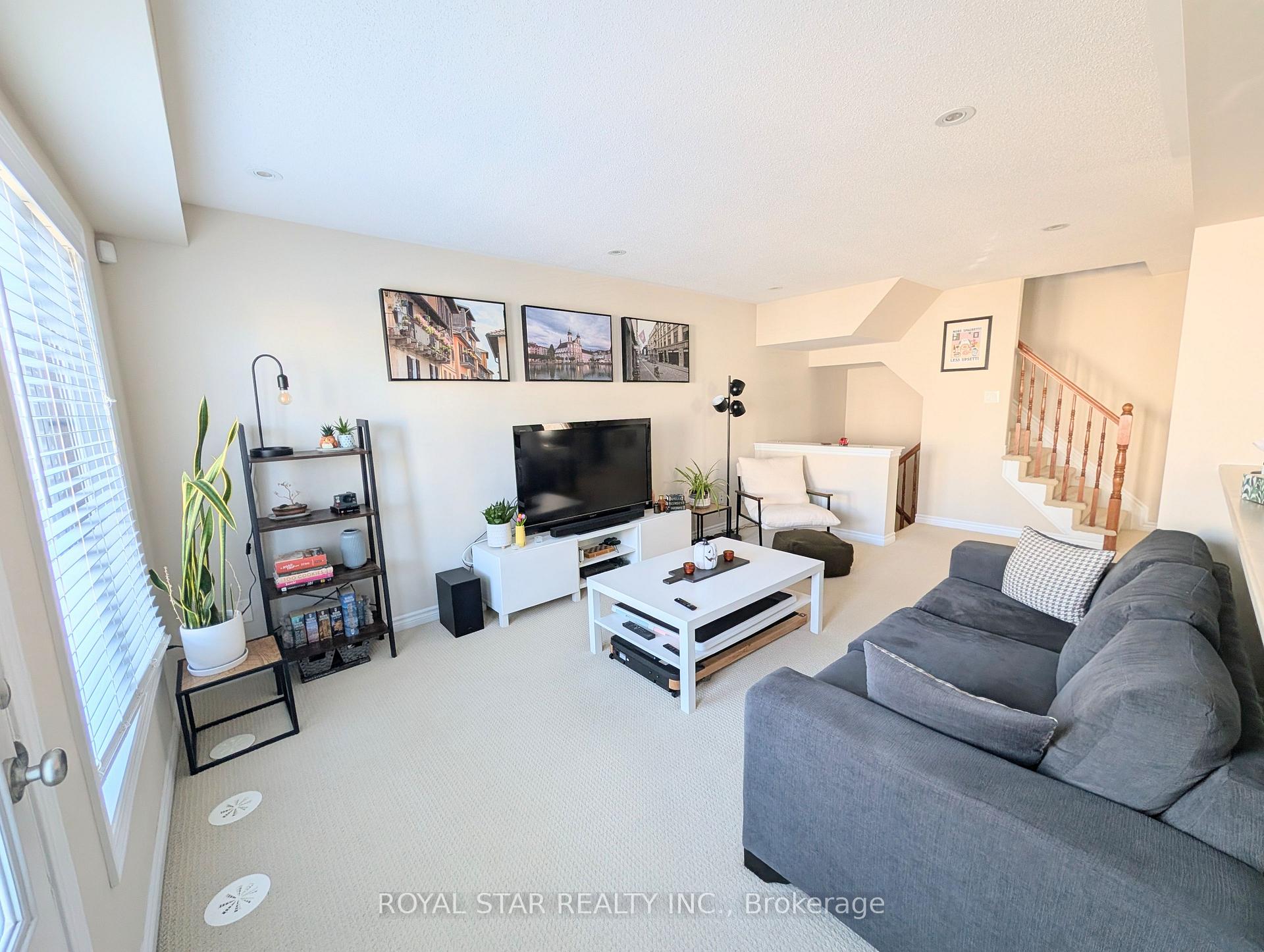 Photo 9 of 323 Sweet Grass Circle, Ottawa, Barrhaven - Half Moon Bay — HOMEH