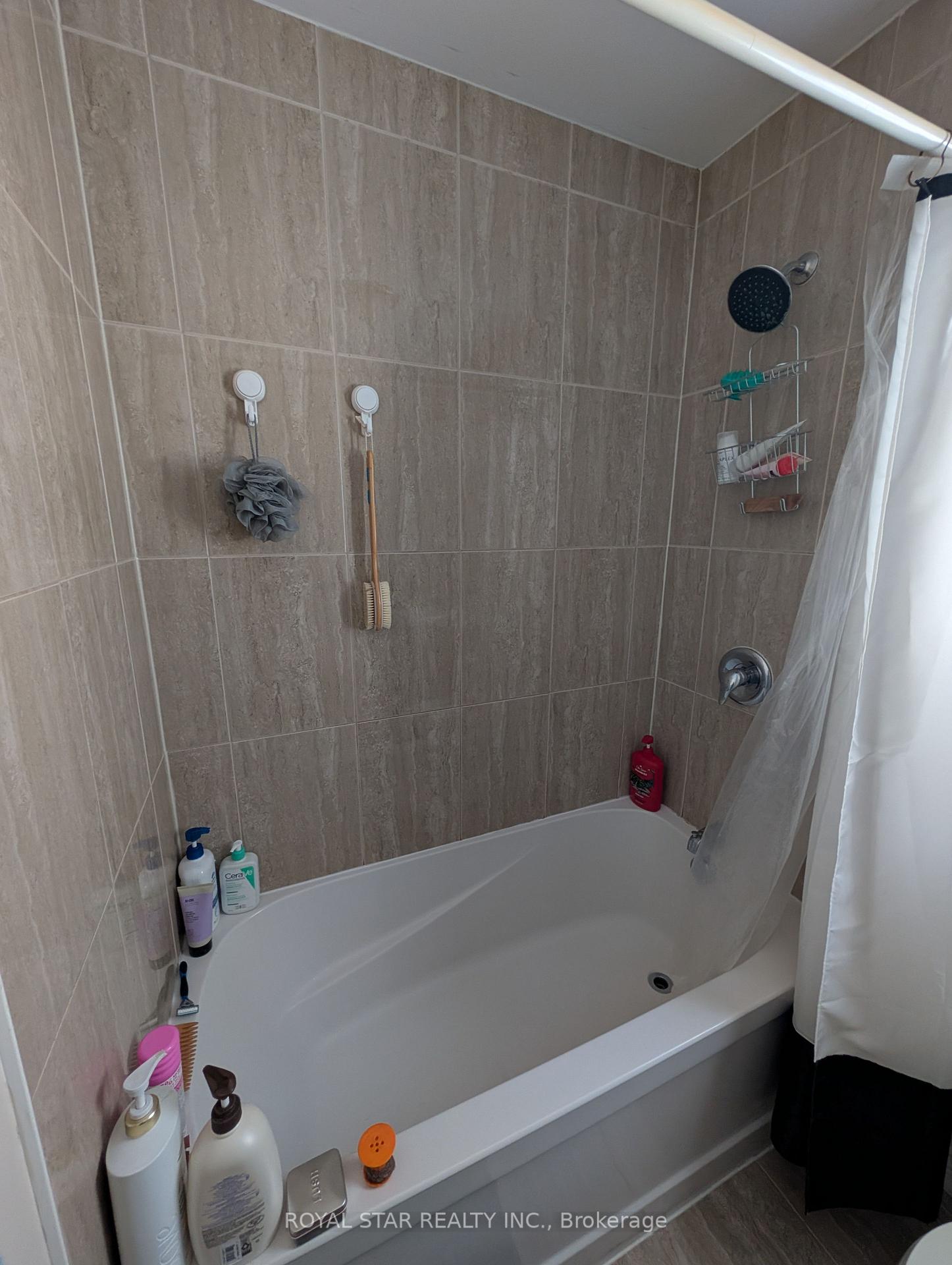 Photo 20 of 323 Sweet Grass Circle, Ottawa, Barrhaven - Half Moon Bay — HOMEH