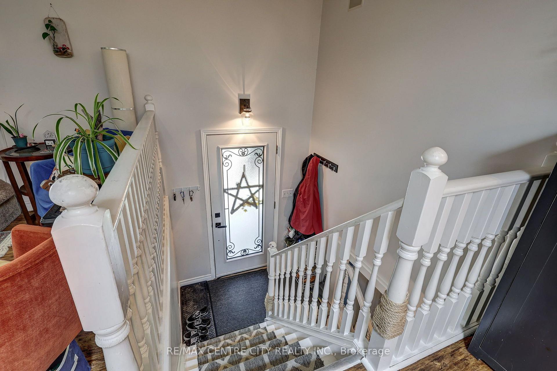 Photo 20 of 37 Fifth Avenue, St. Thomas — HOMEH