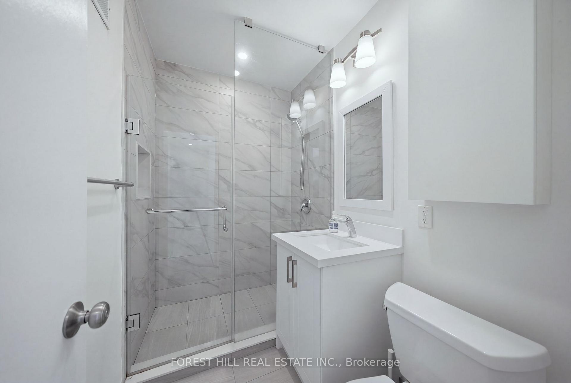 Photo 12 of 147 Viewmount Avenue, Toronto, Englemount-Lawrence — HOMEH