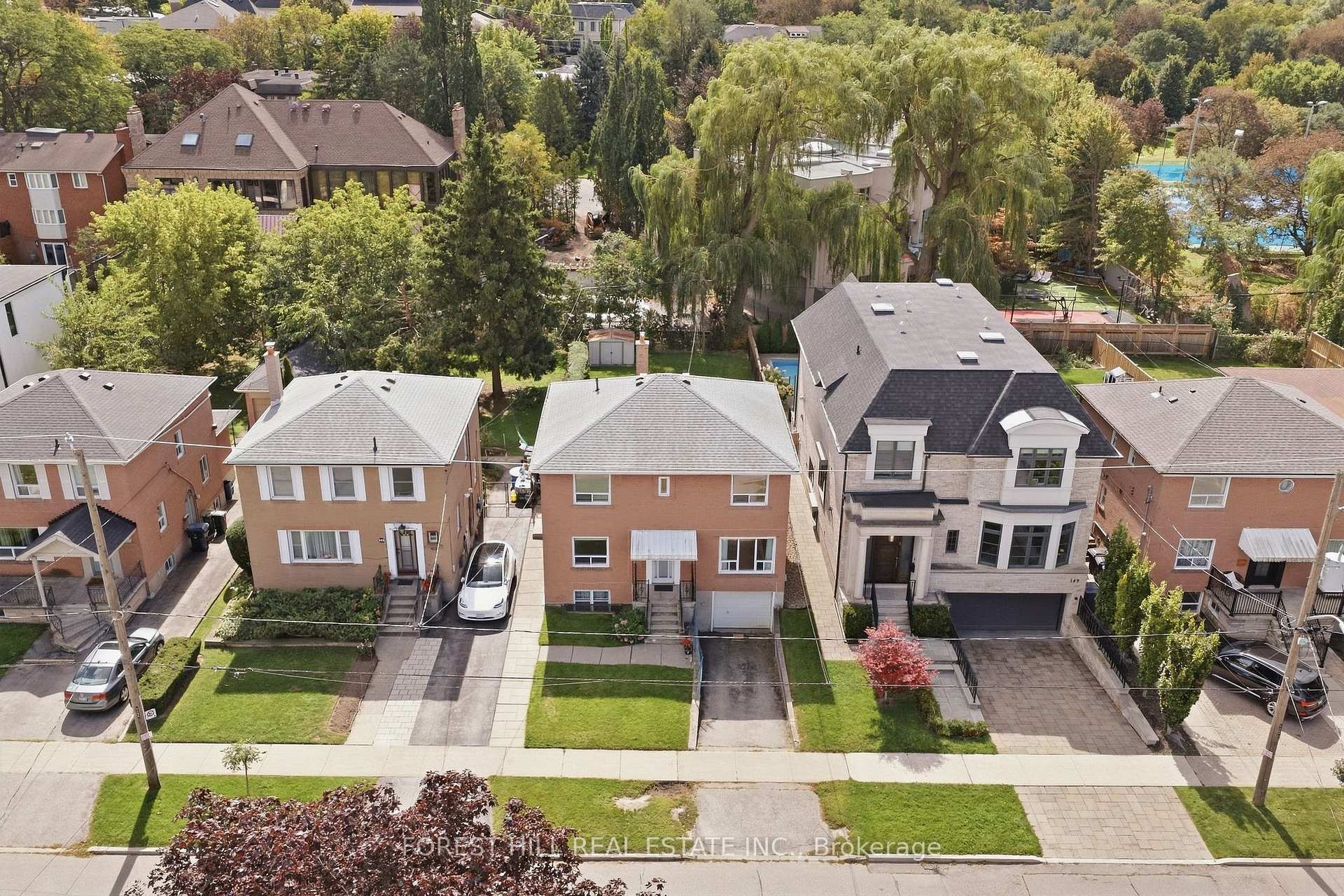 Photo 20 of 147 Viewmount Avenue, Toronto, Englemount-Lawrence — HOMEH