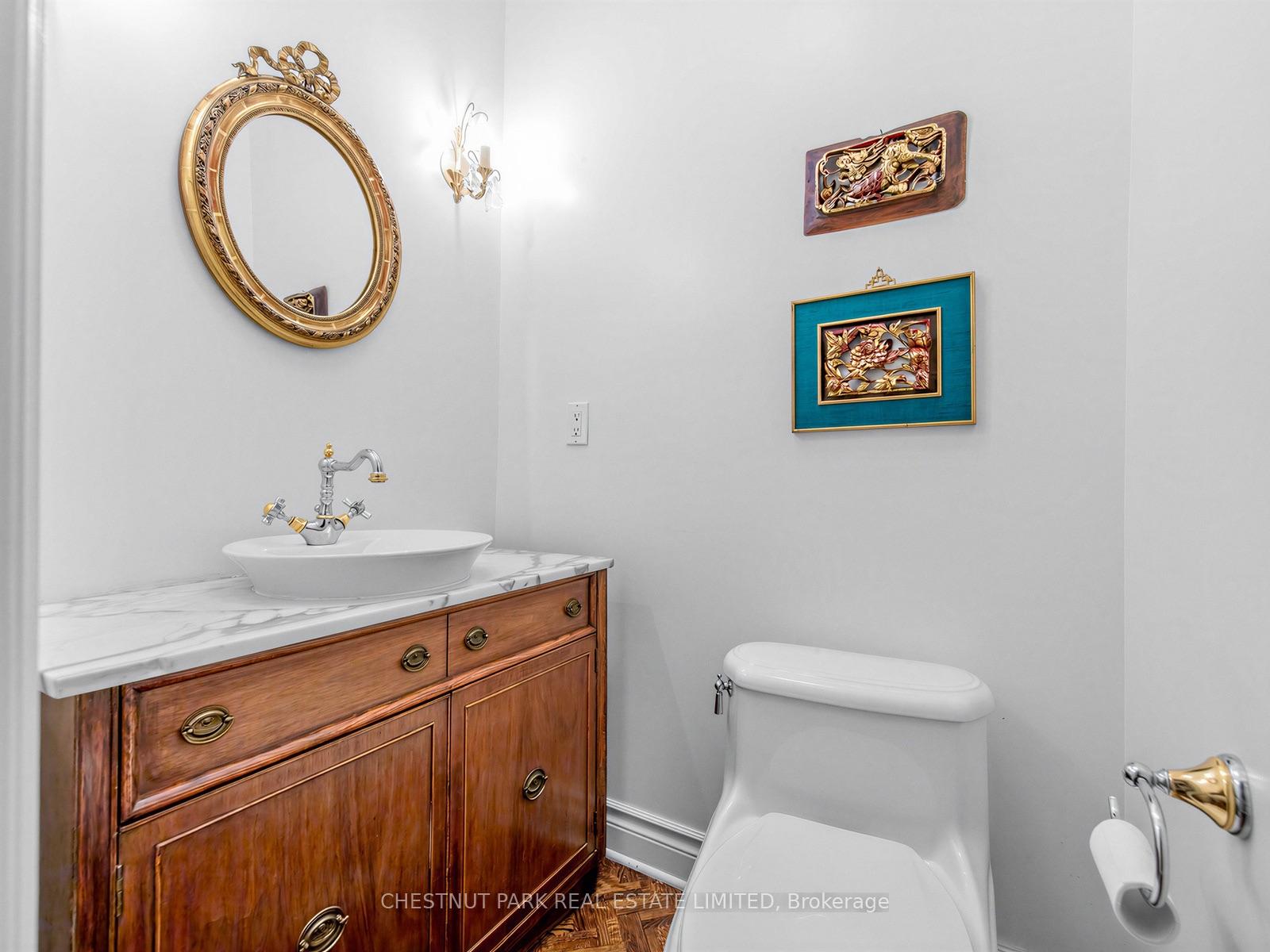 Photo 16 of 25 Clarendon Avenue, Toronto, Casa Loma — HOMEH
