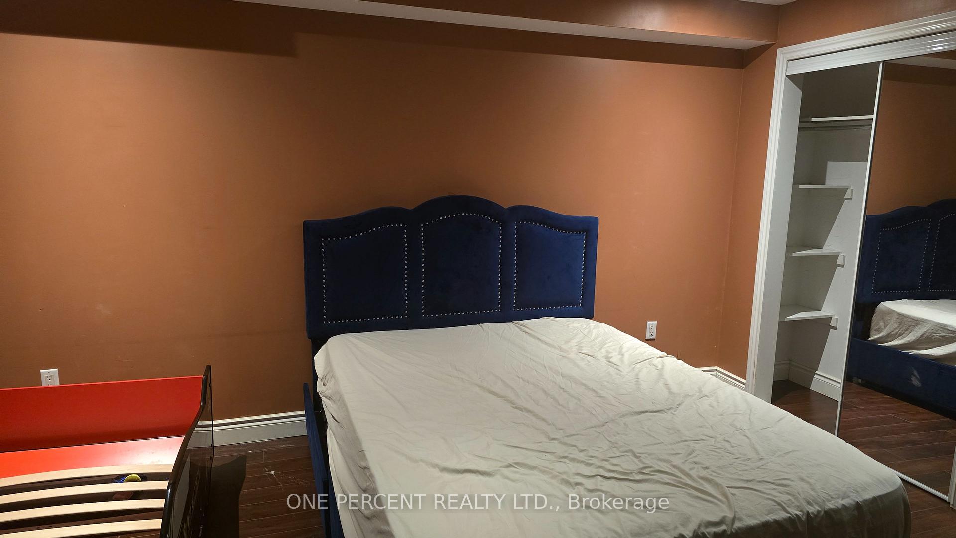Photo 4 of 3365 Stoney Crescent, Mississauga, Churchill Meadows — HOMEH