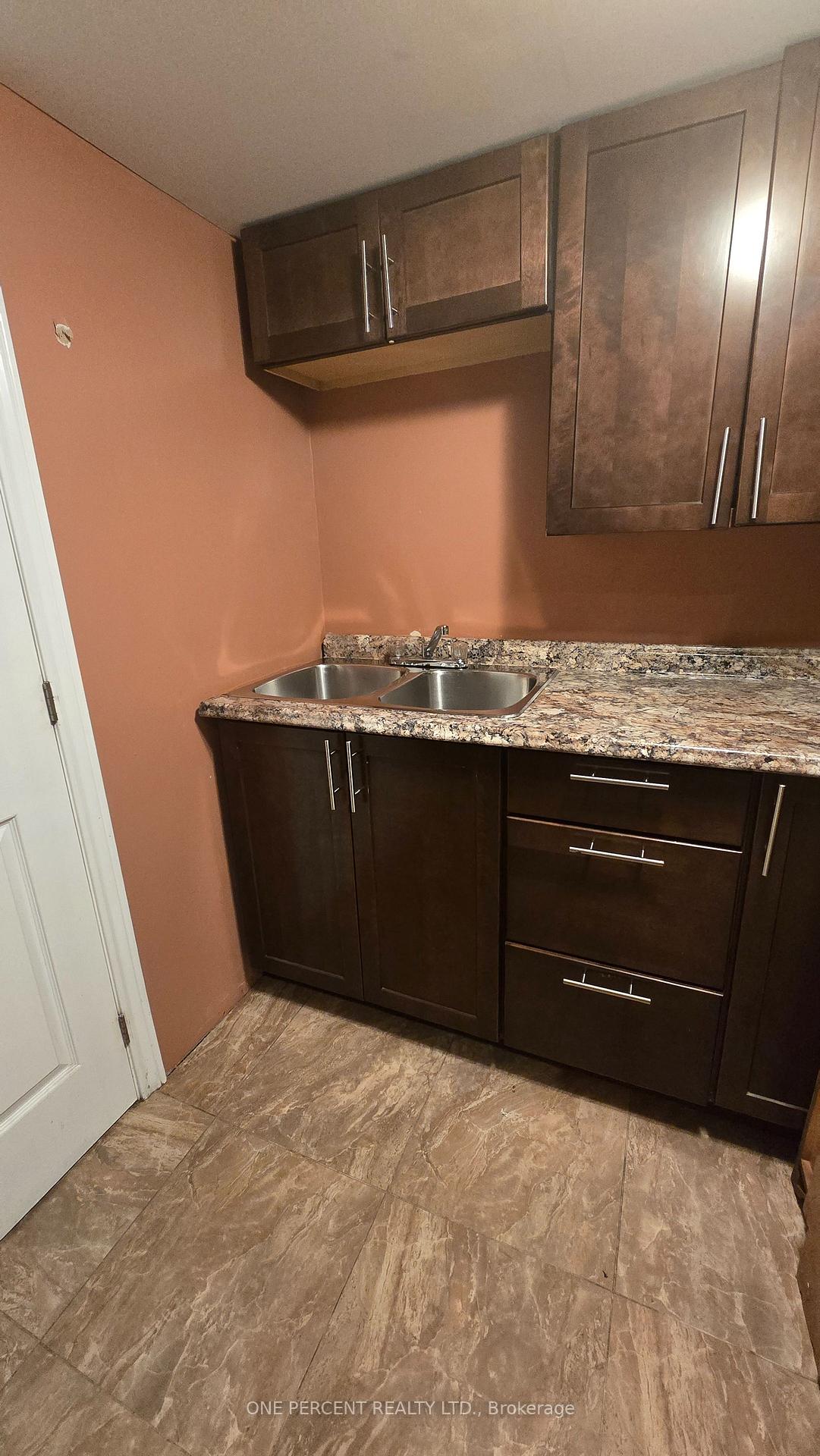Photo 11 of 3365 Stoney Crescent, Mississauga, Churchill Meadows — HOMEH