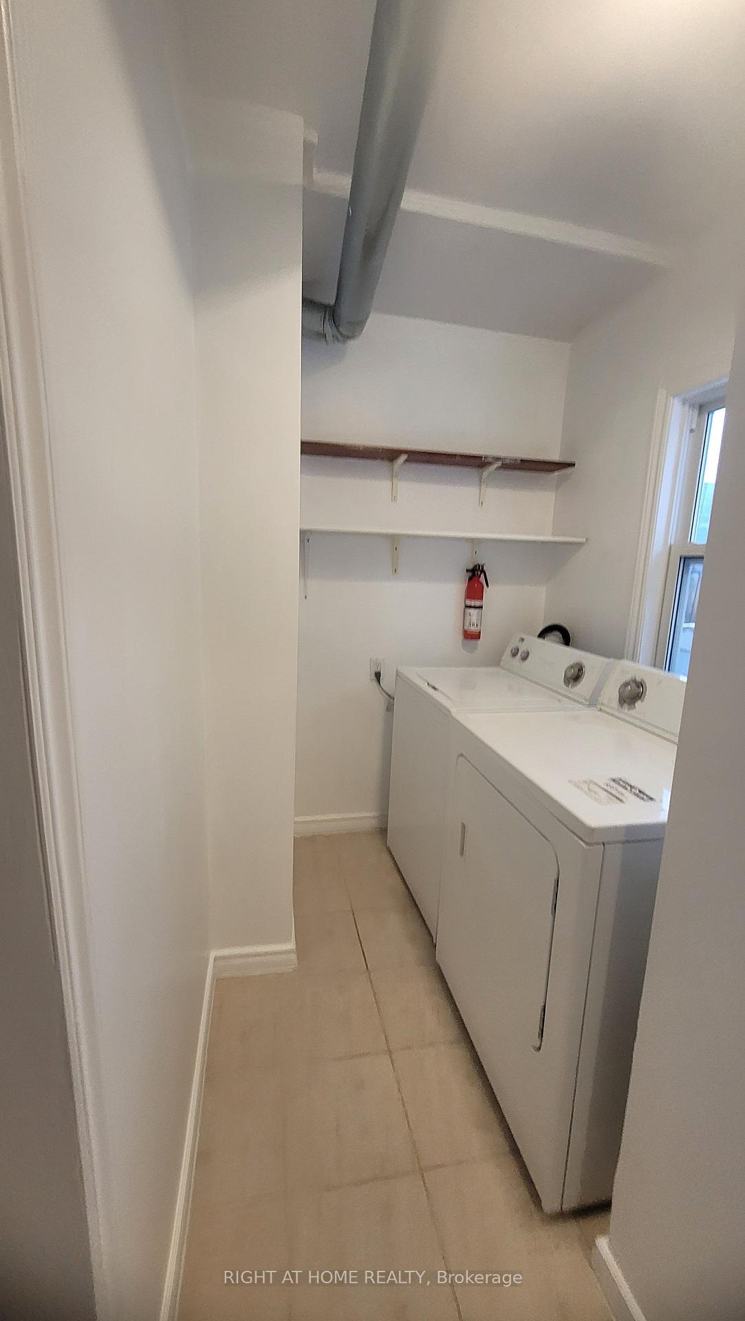 Photo 21 of 298 Montfort Street, Ottawa, Vanier — HOMEH