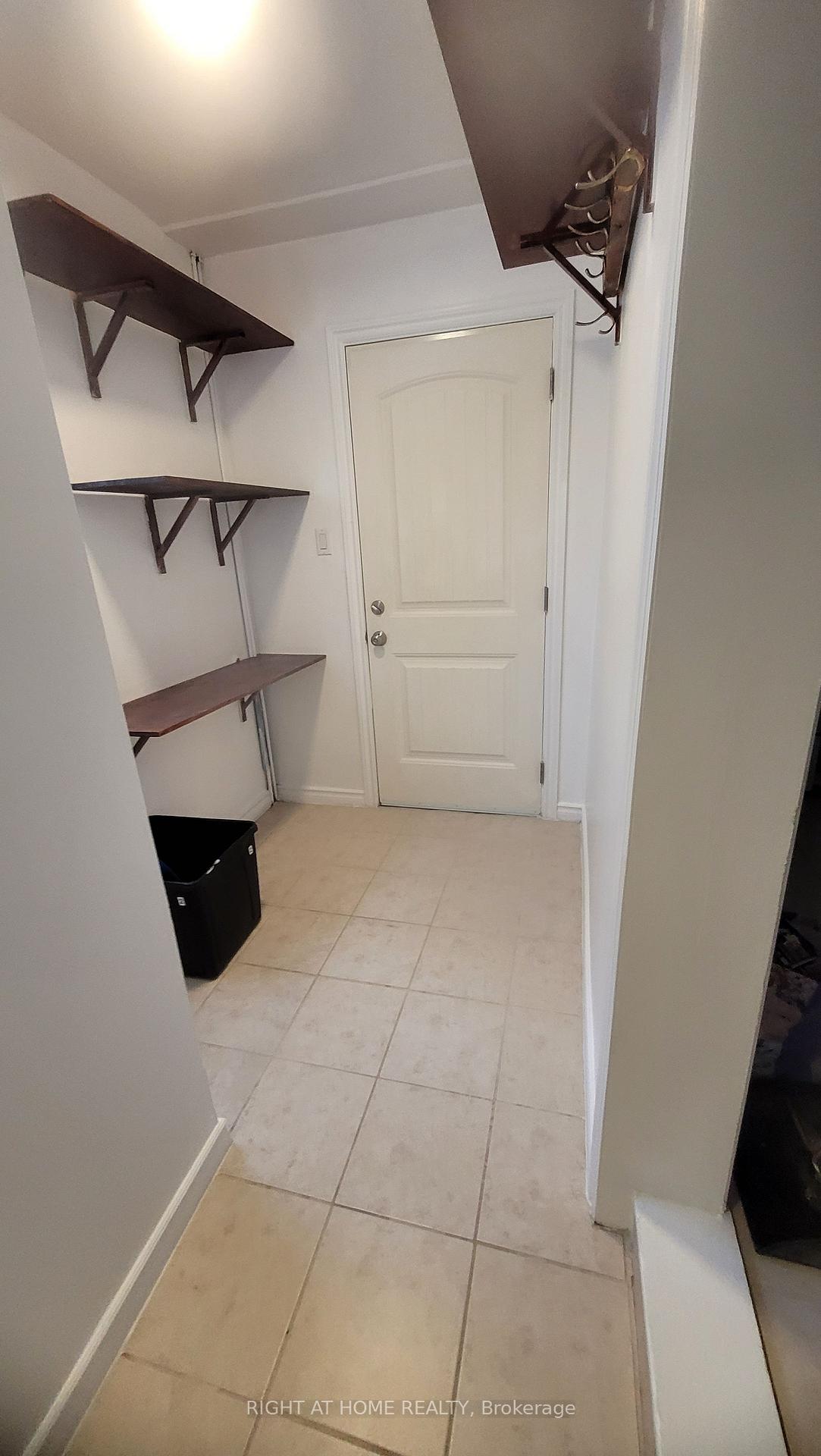 Photo 22 of 298 Montfort Street, Ottawa, Vanier — HOMEH