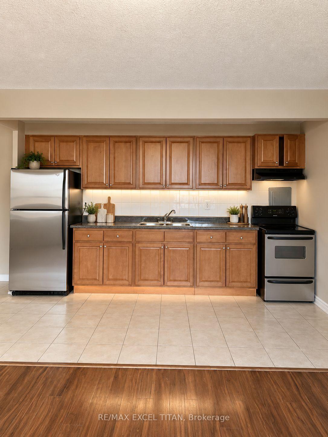 Photo 7 of Unit 332D, 468 Ottawa Street, Hamilton, Corktown — HOMEH