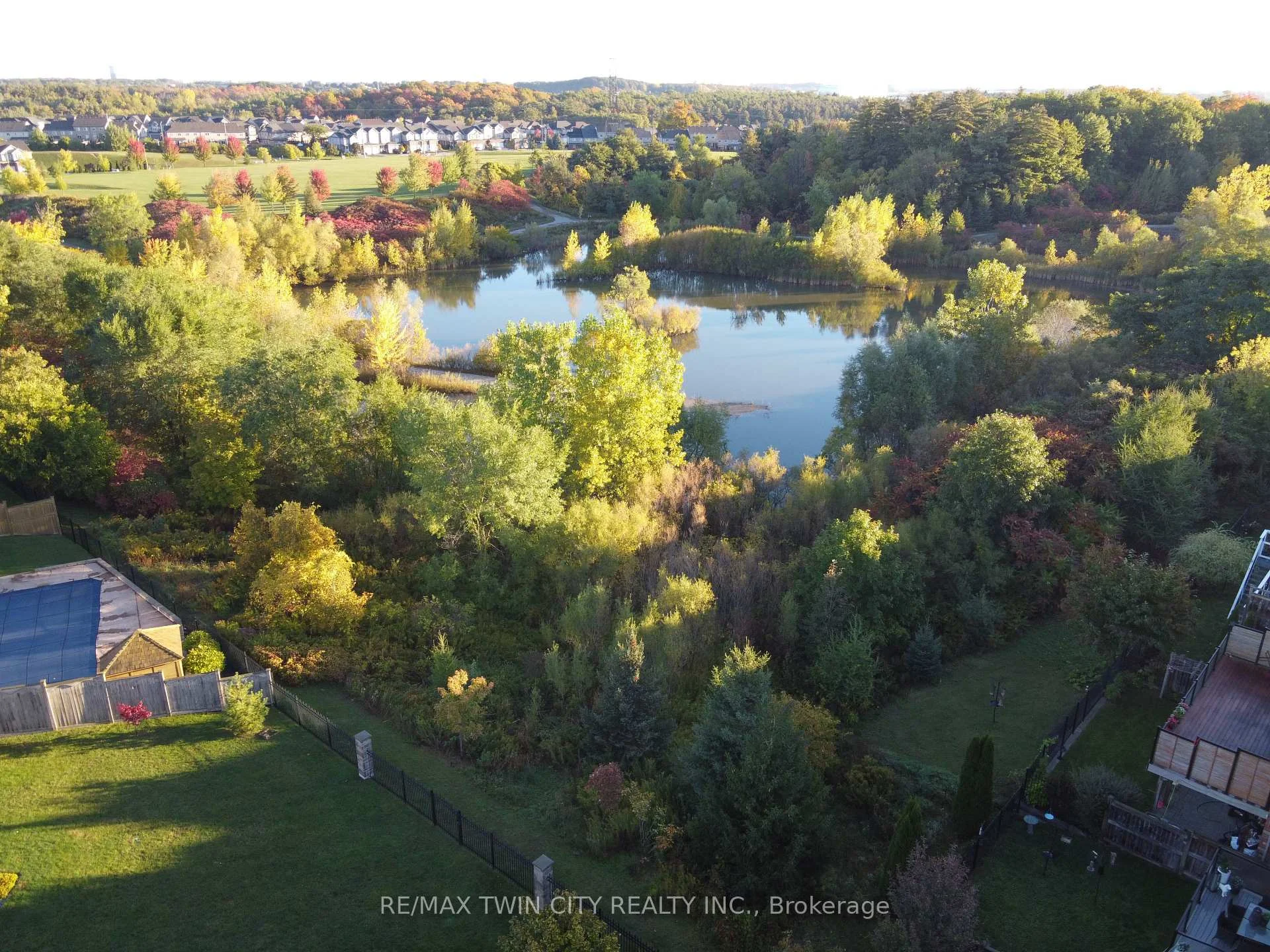 Photo 29 of 39 Maitland Street, Kitchener, Huron Park — HOMEH