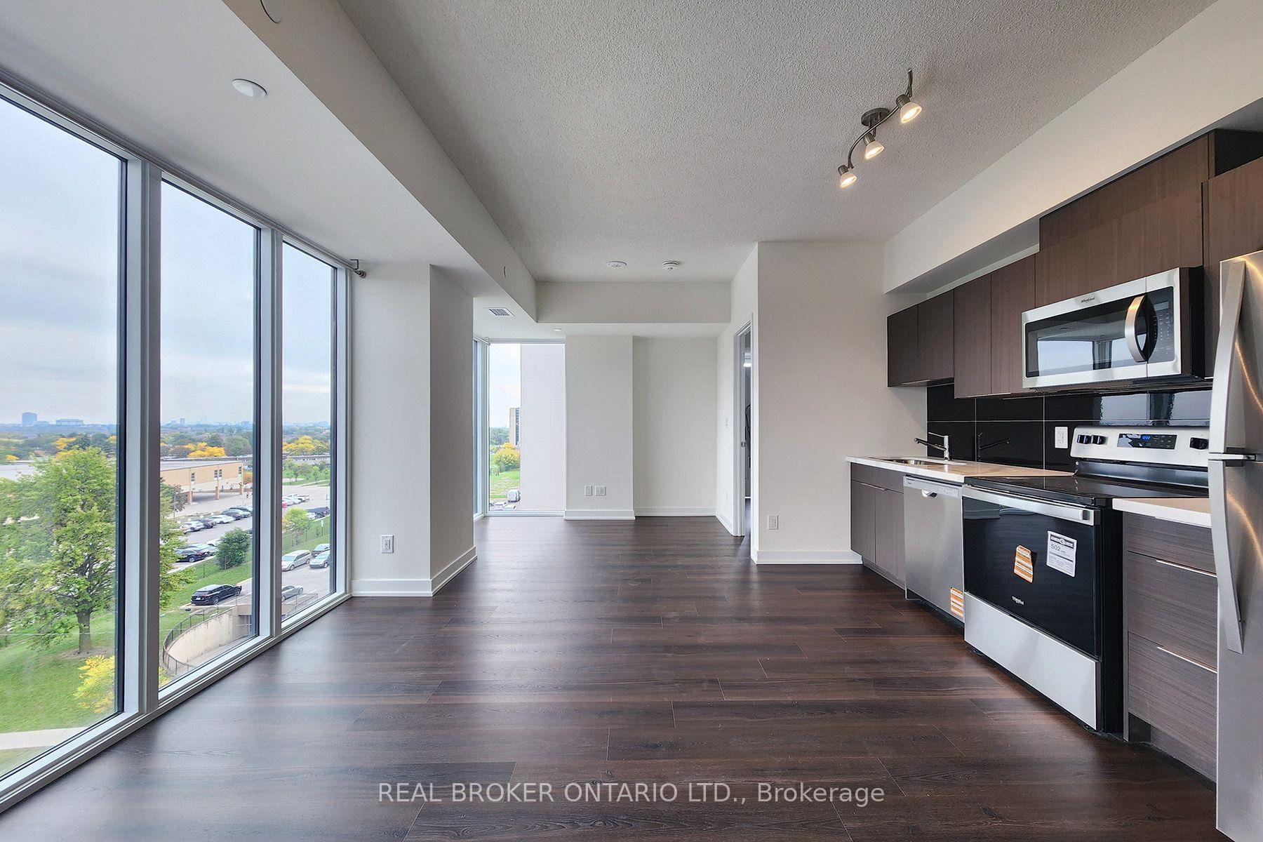 Photo 5 of Unit 604, 2825 Jane Street, North York, Glenfield-Jane Heights — HOMEH