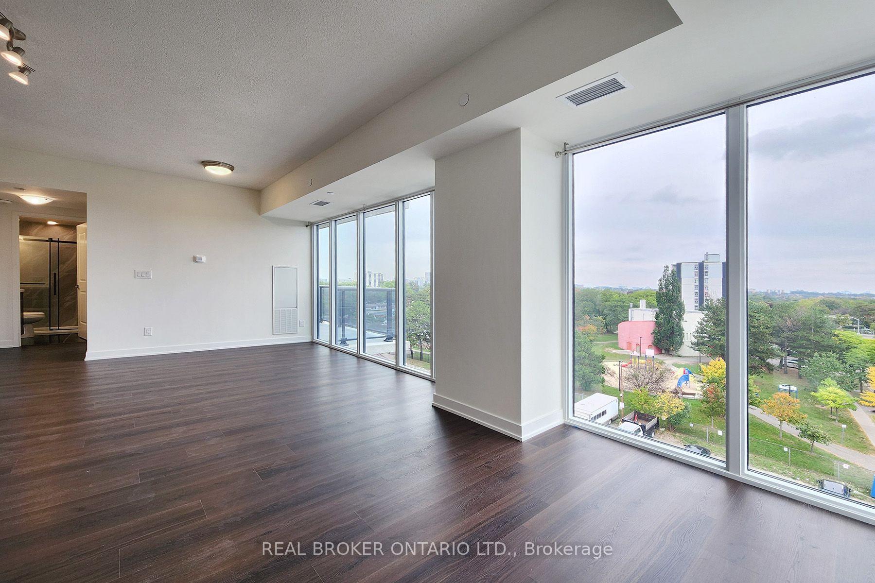 Photo 9 of Unit 604, 2825 Jane Street, North York, Glenfield-Jane Heights — HOMEH