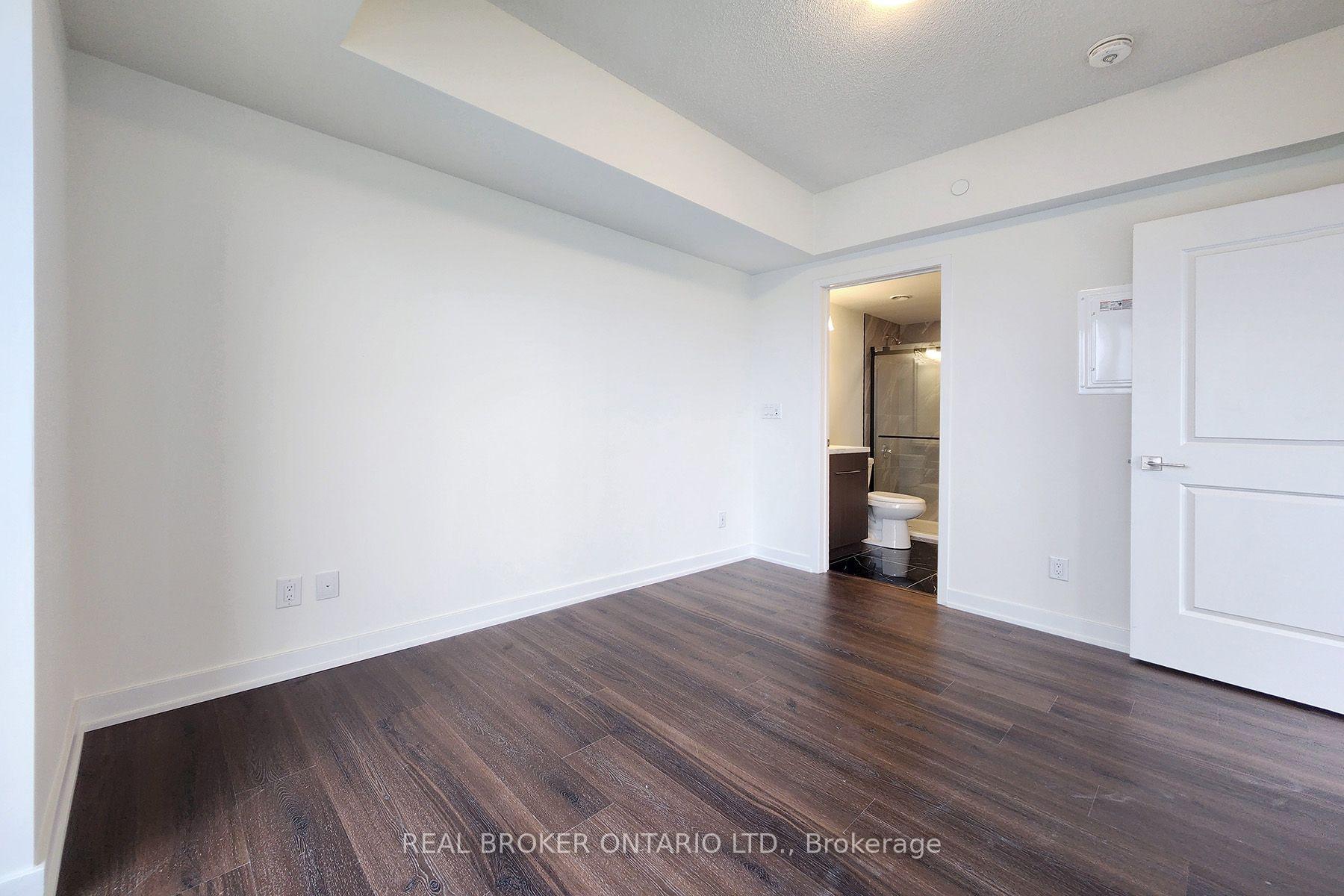 Photo 11 of Unit 604, 2825 Jane Street, North York, Glenfield-Jane Heights — HOMEH