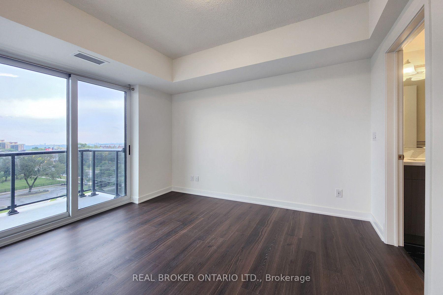 Photo 12 of Unit 604, 2825 Jane Street, North York, Glenfield-Jane Heights — HOMEH