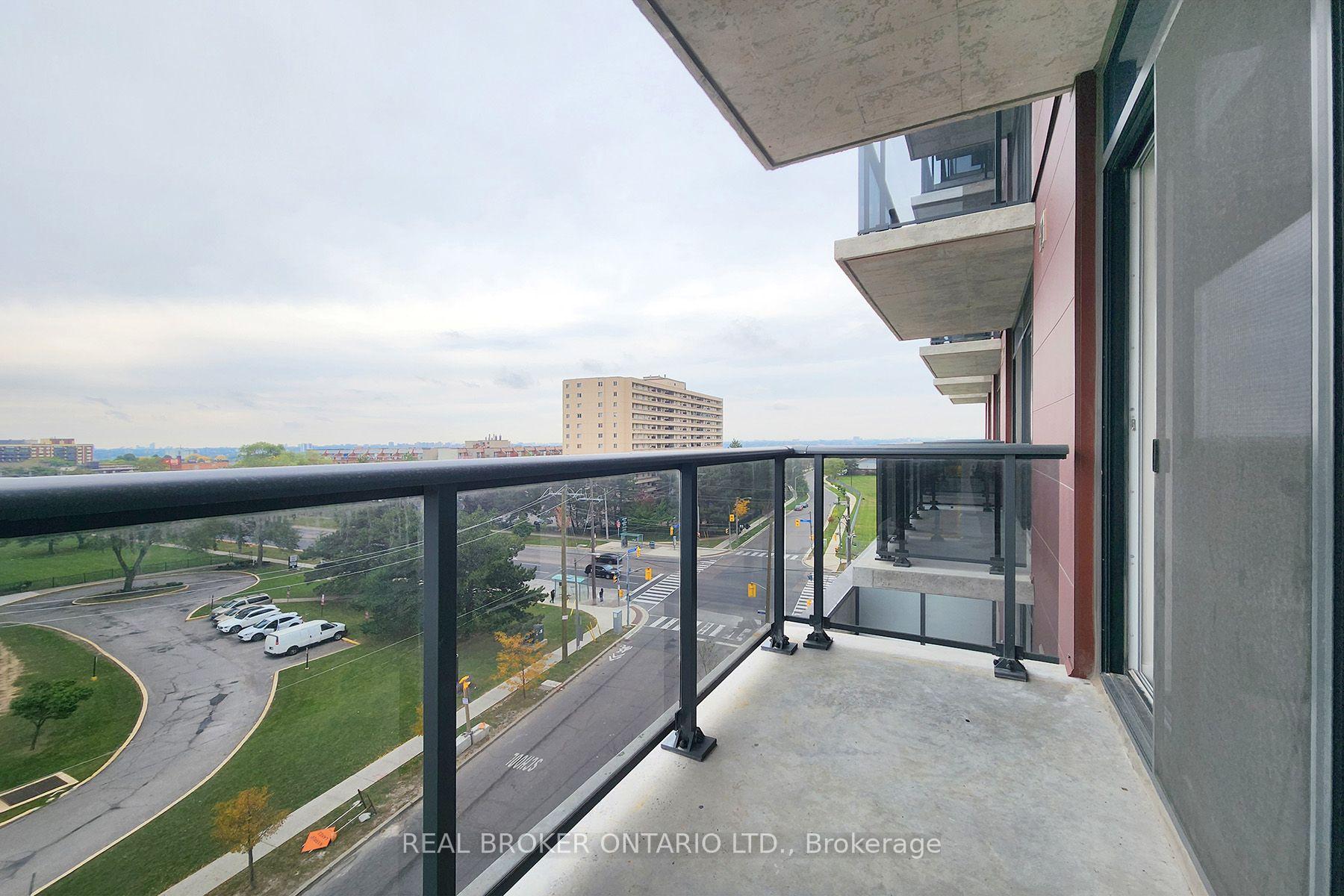 Photo 15 of Unit 604, 2825 Jane Street, North York, Glenfield-Jane Heights — HOMEH