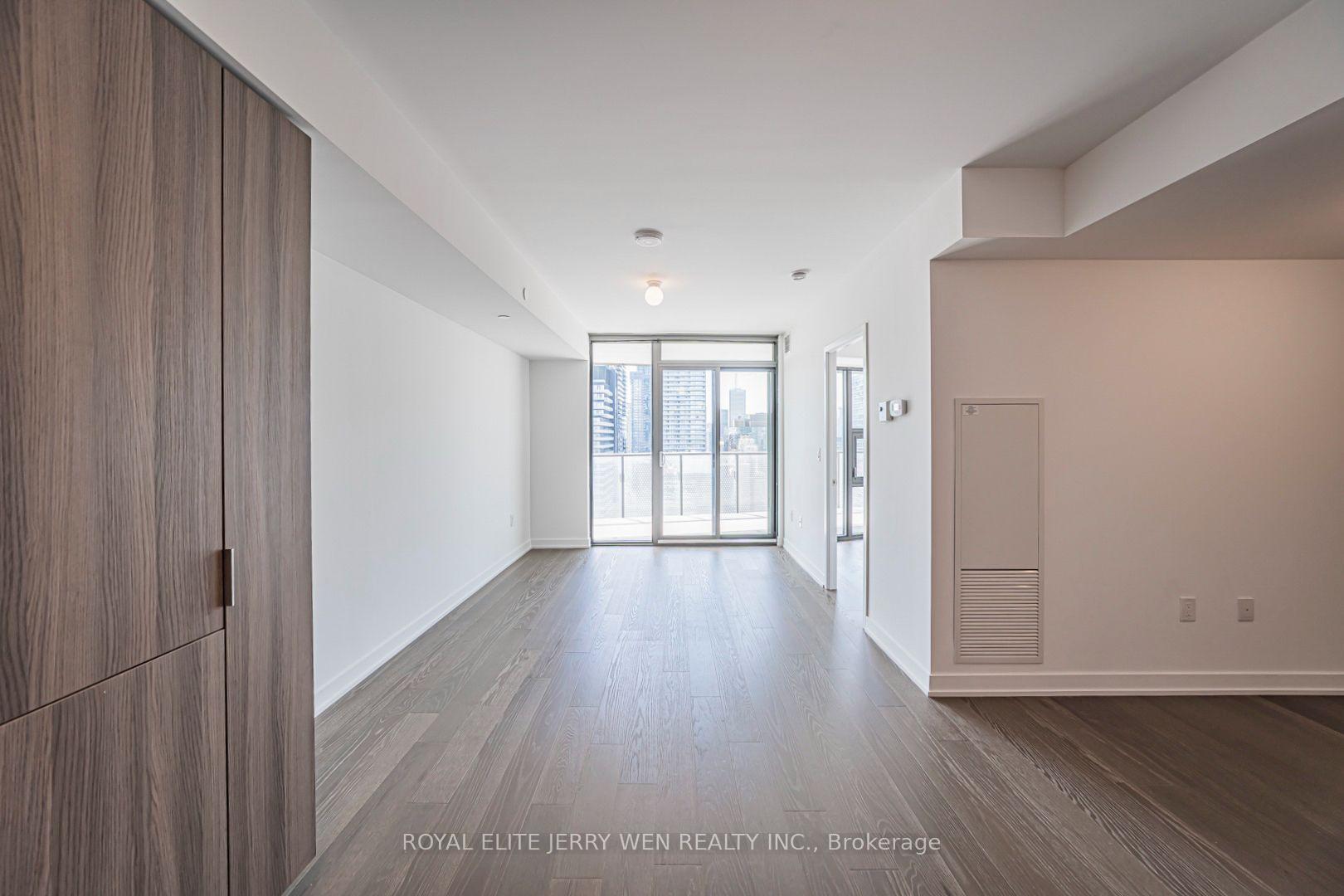 Photo 9 of Unit 3104, 11 Wellesley Street W, Toronto, Bay Street Corridor — HOMEH