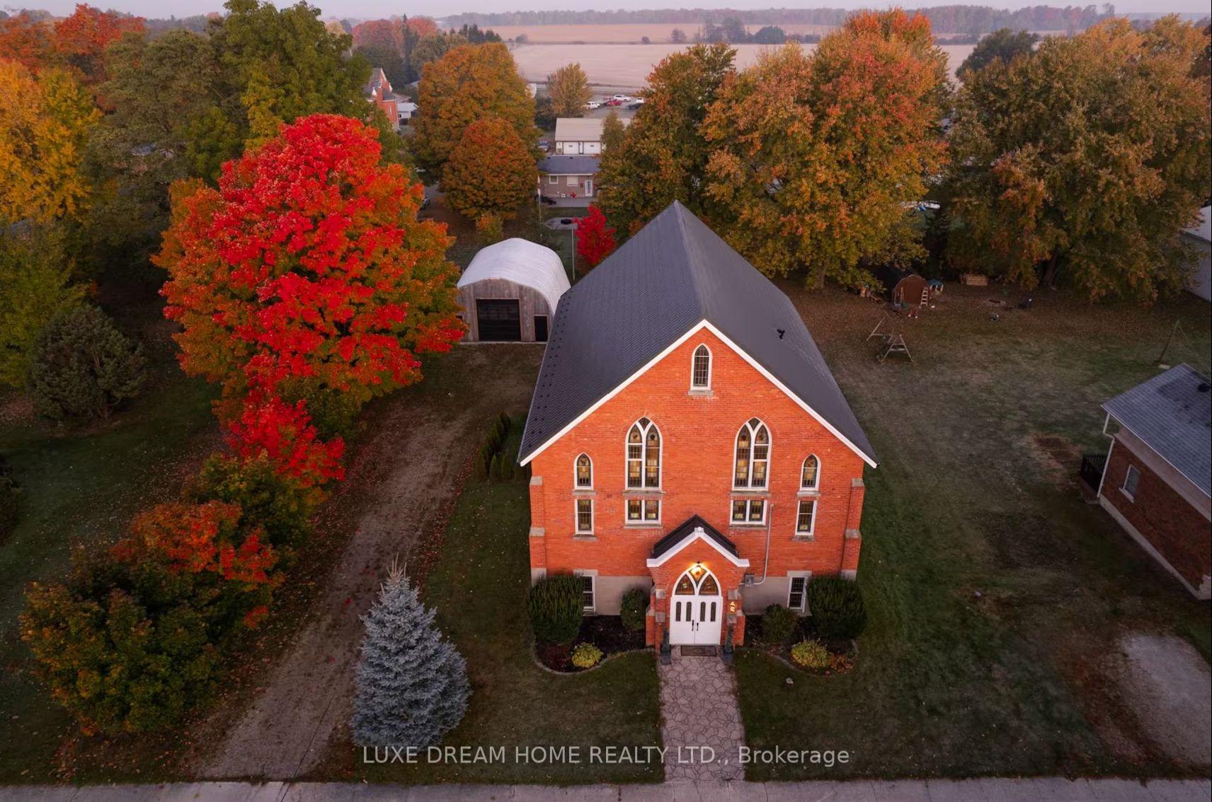 Photo 2 of 42 Clyde Street, Morris Turnberry, Bluevale — HOMEH