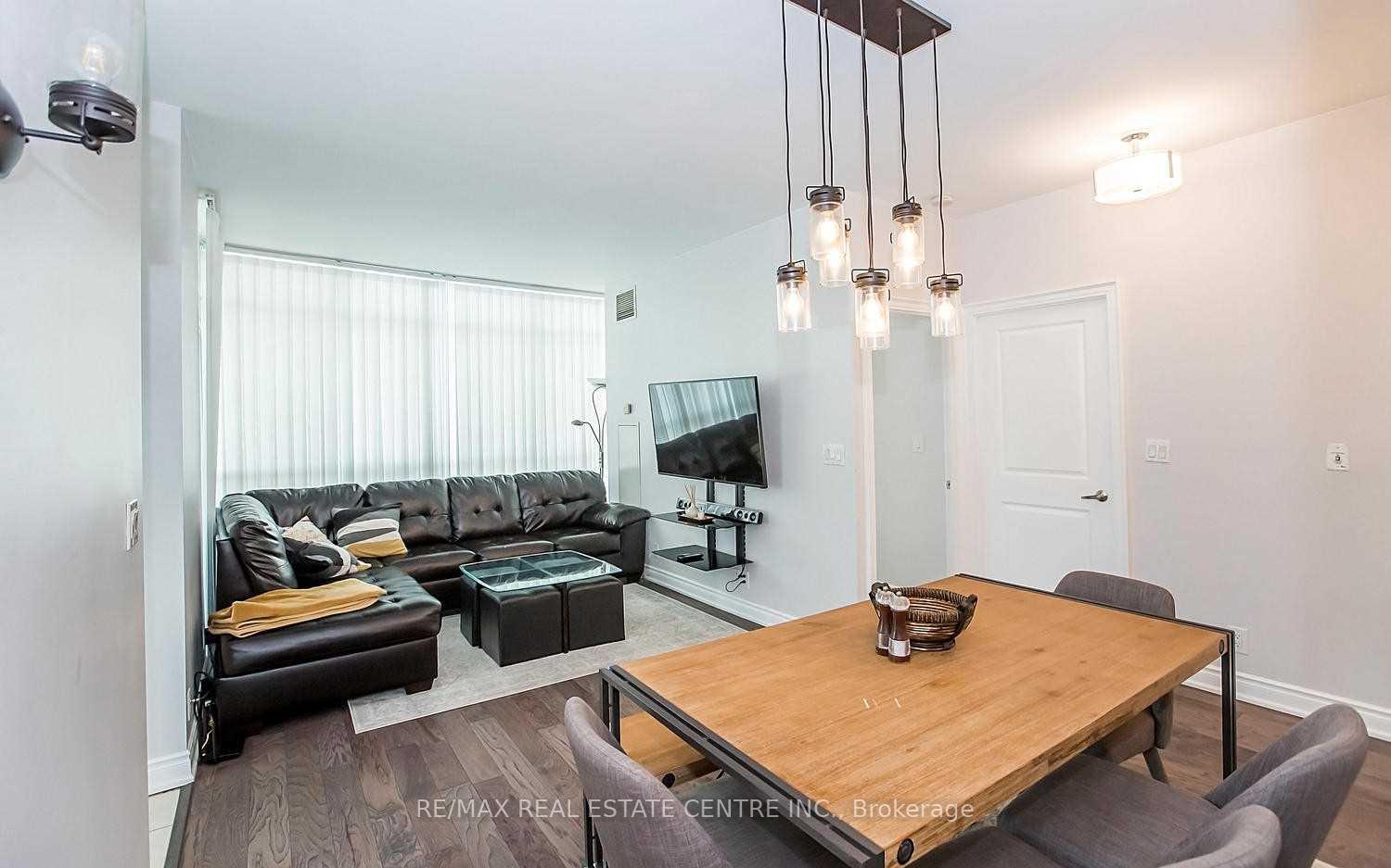 Photo 6 of Unit 1209, 80 Absolute Avenue, Mississauga, City Centre — HOMEH
