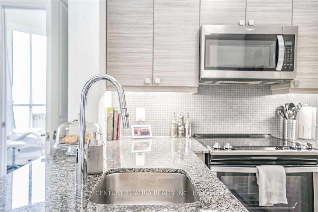 Photo 5 of Unit 503, 3655 kingston Road, Scarborough, Scarborough Village — HOMEH