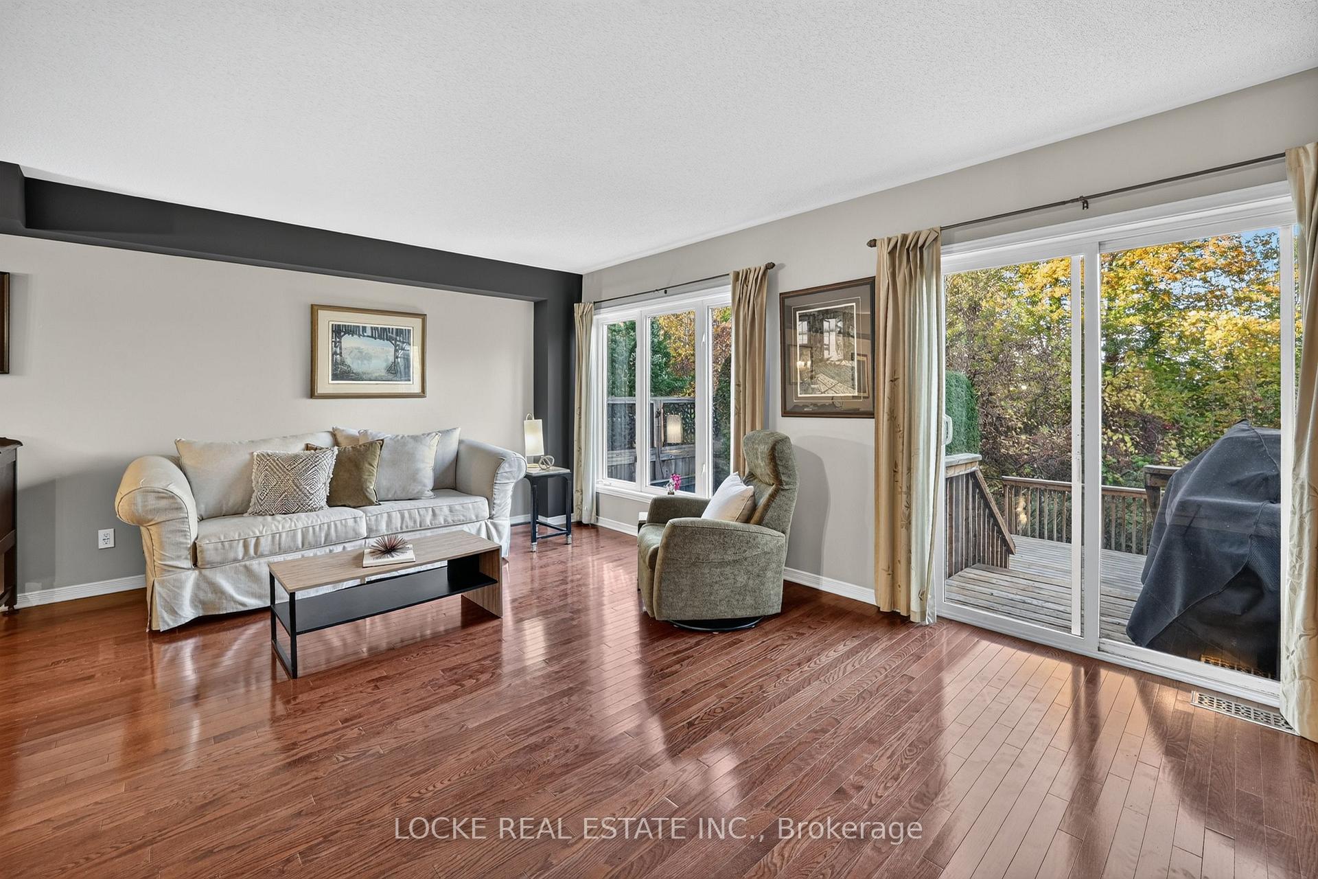 Photo 6 of 125 Parkrose Private, Ottawa, Chatelaine Village — HOMEH