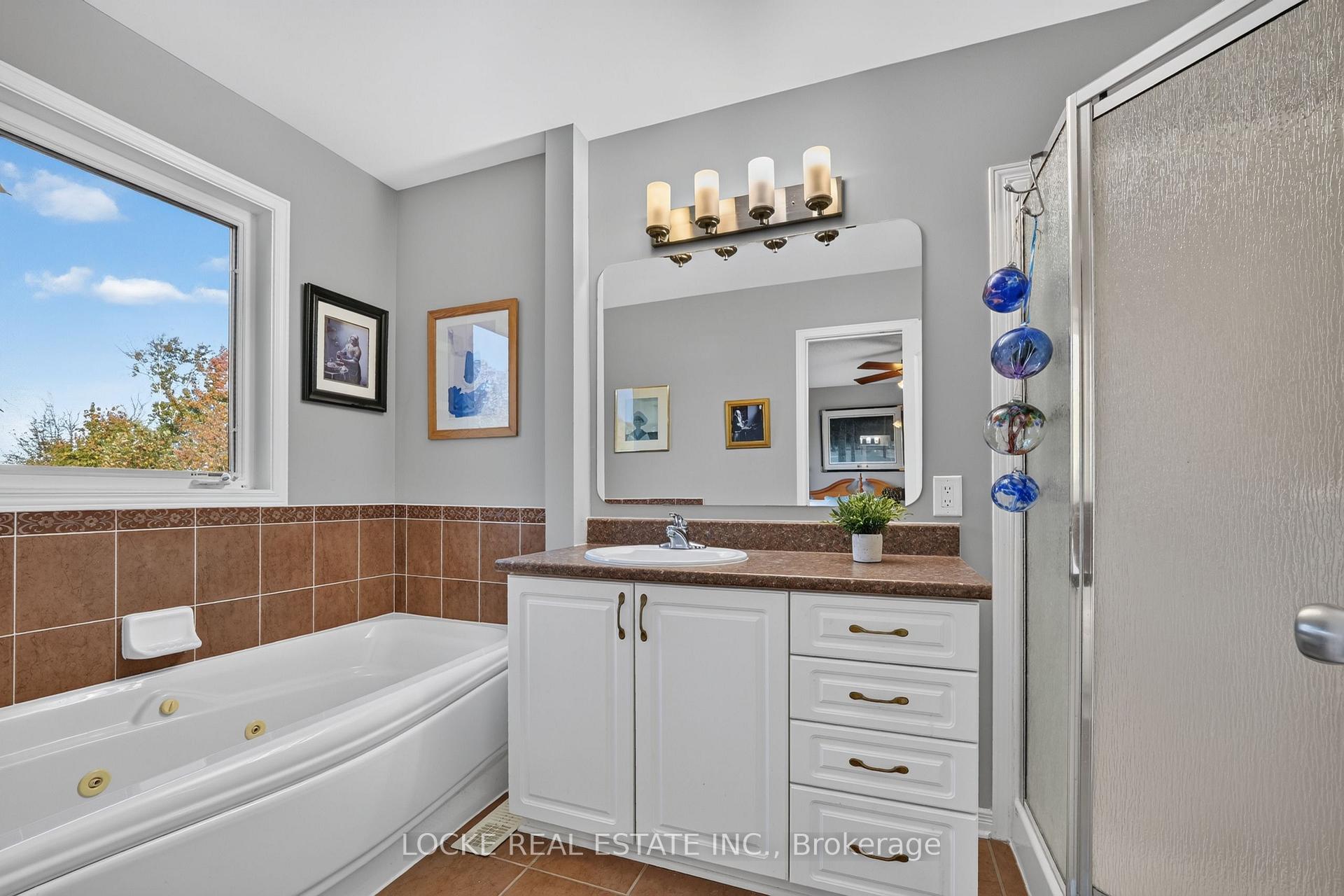 Photo 25 of 125 Parkrose Private, Ottawa, Chatelaine Village — HOMEH