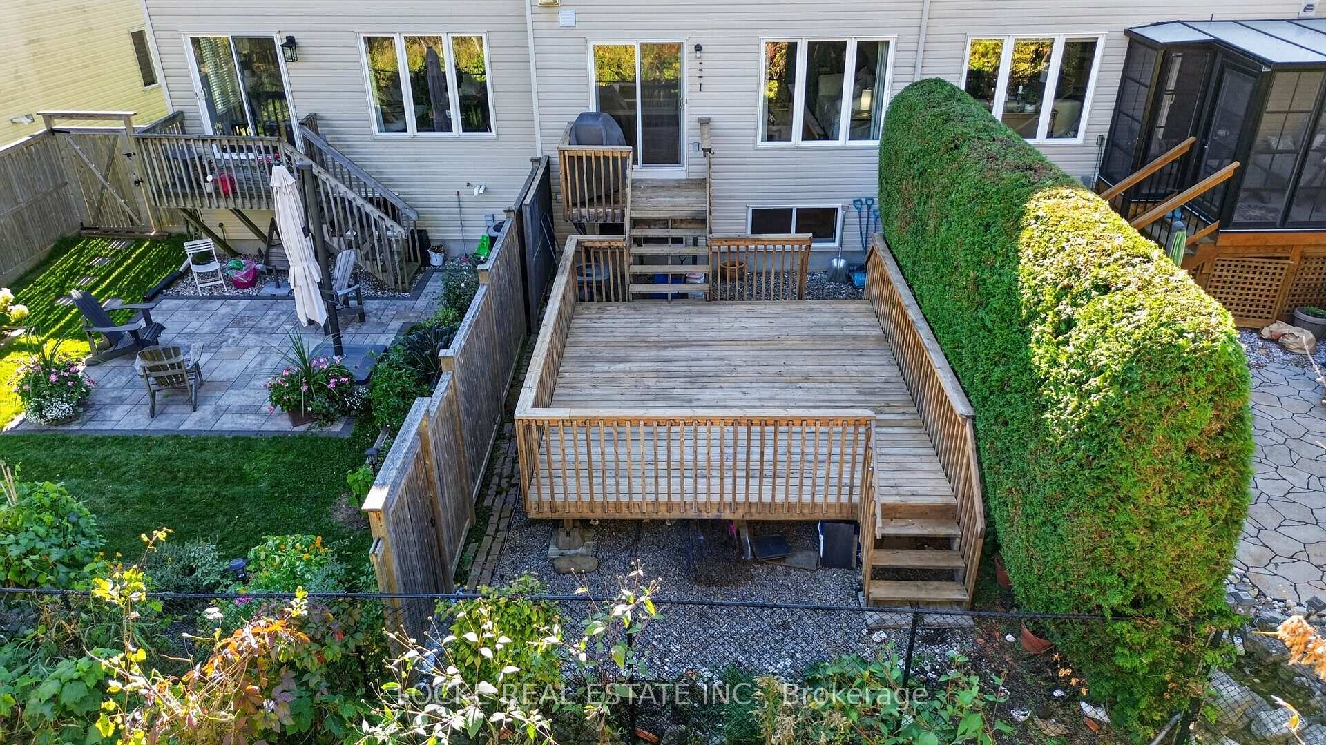 Photo 42 of 125 Parkrose Private, Ottawa, Chatelaine Village — HOMEH
