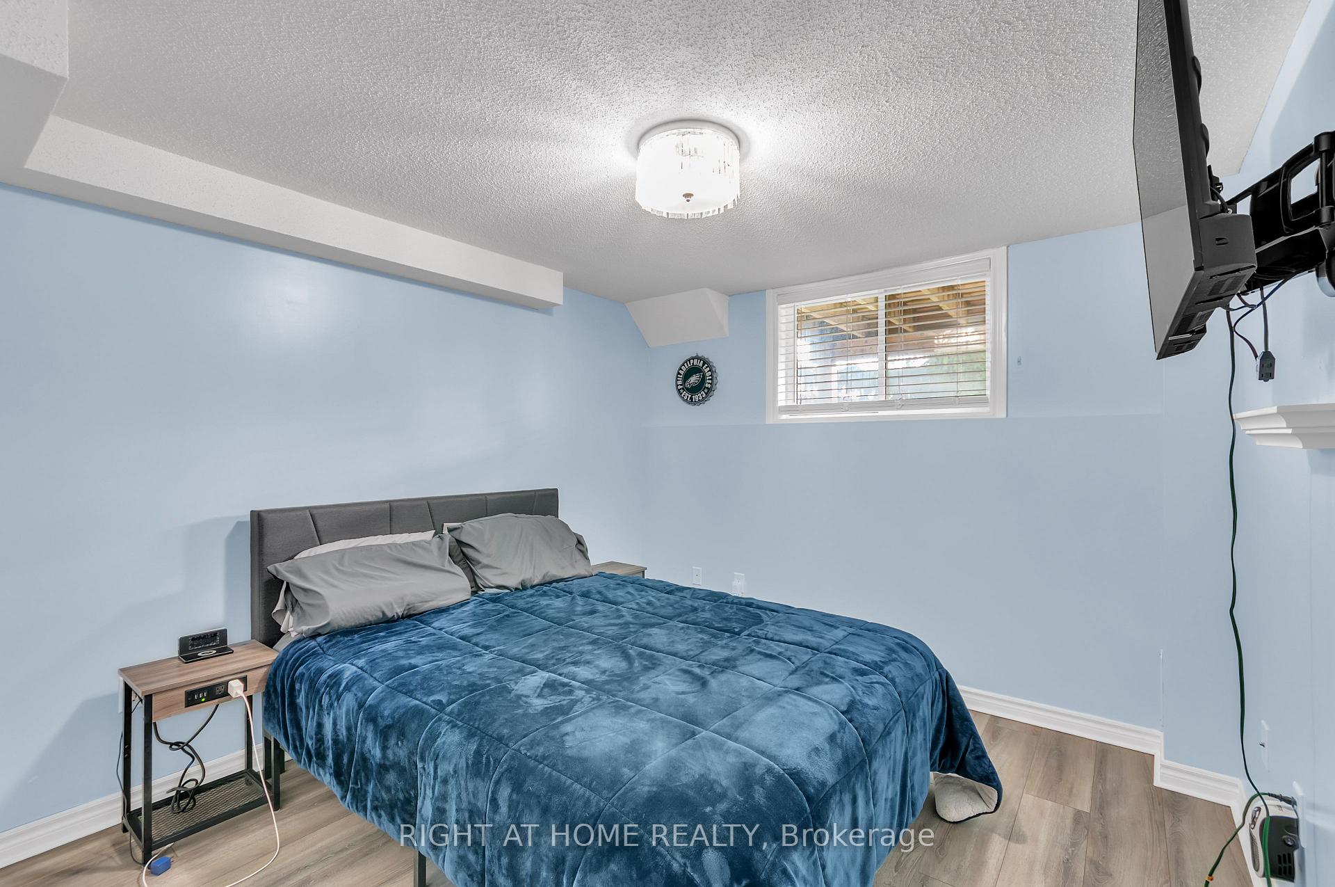 Photo 15 of 95 Goodwin Drive, Barrie, Painswick South — HOMEH