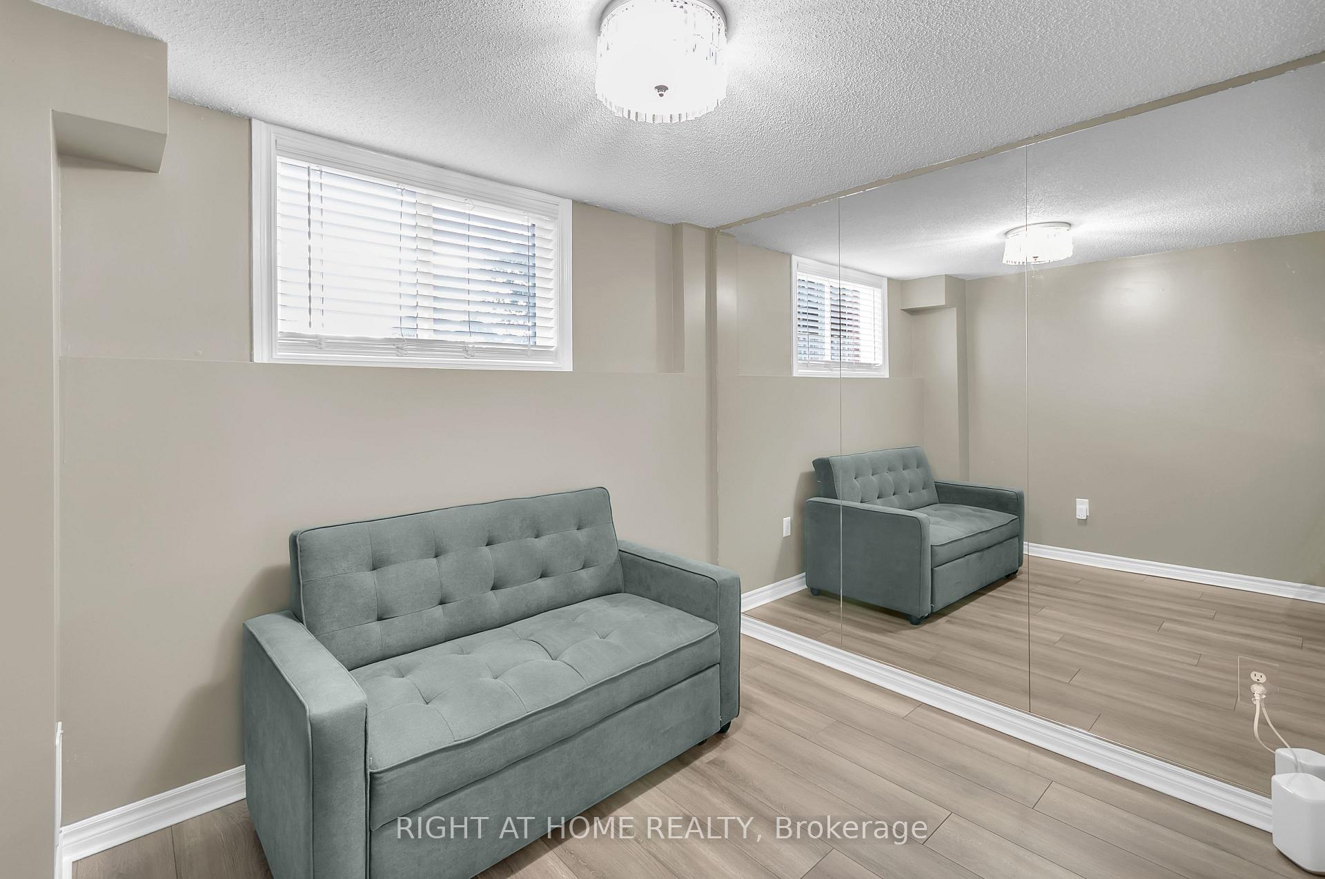 Photo 19 of 95 Goodwin Drive, Barrie, Painswick South — HOMEH