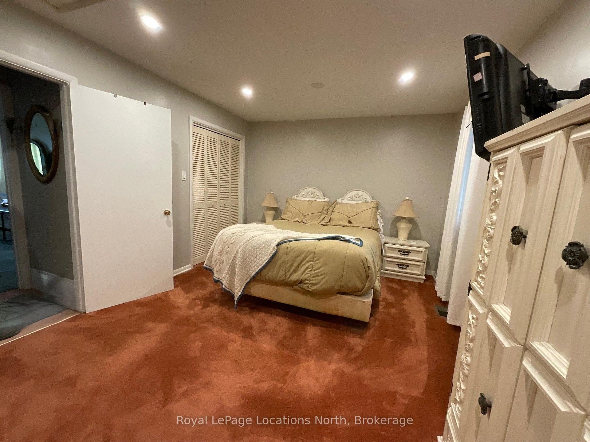 Photo 16 of 272 Yonge Street, Burk's Falls — HOMEH