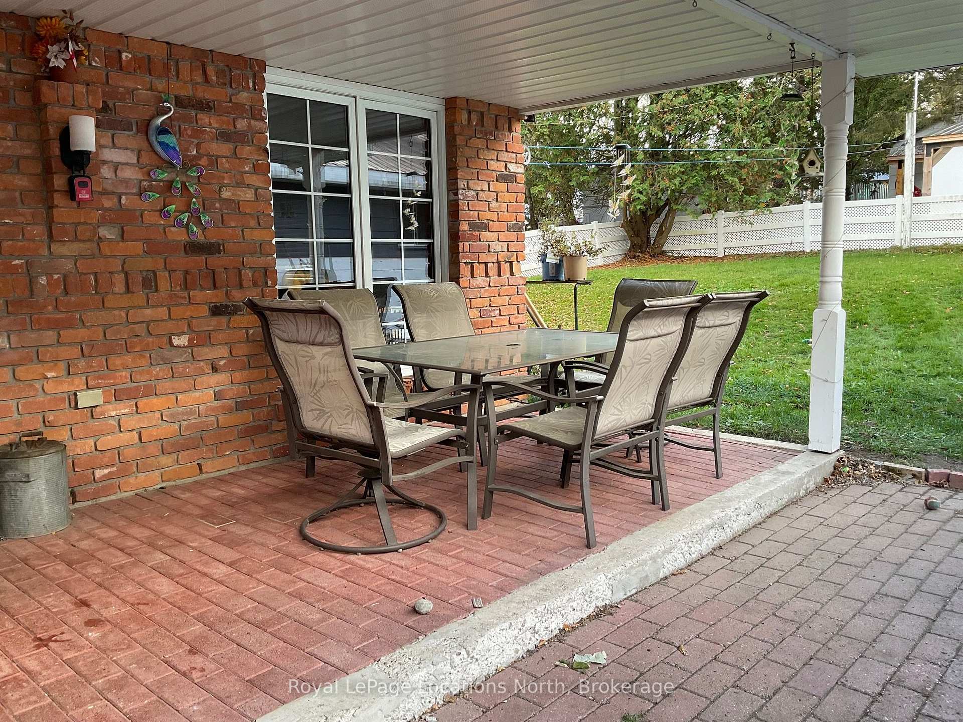 Photo 40 of 272 Yonge Street, Burk's Falls — HOMEH