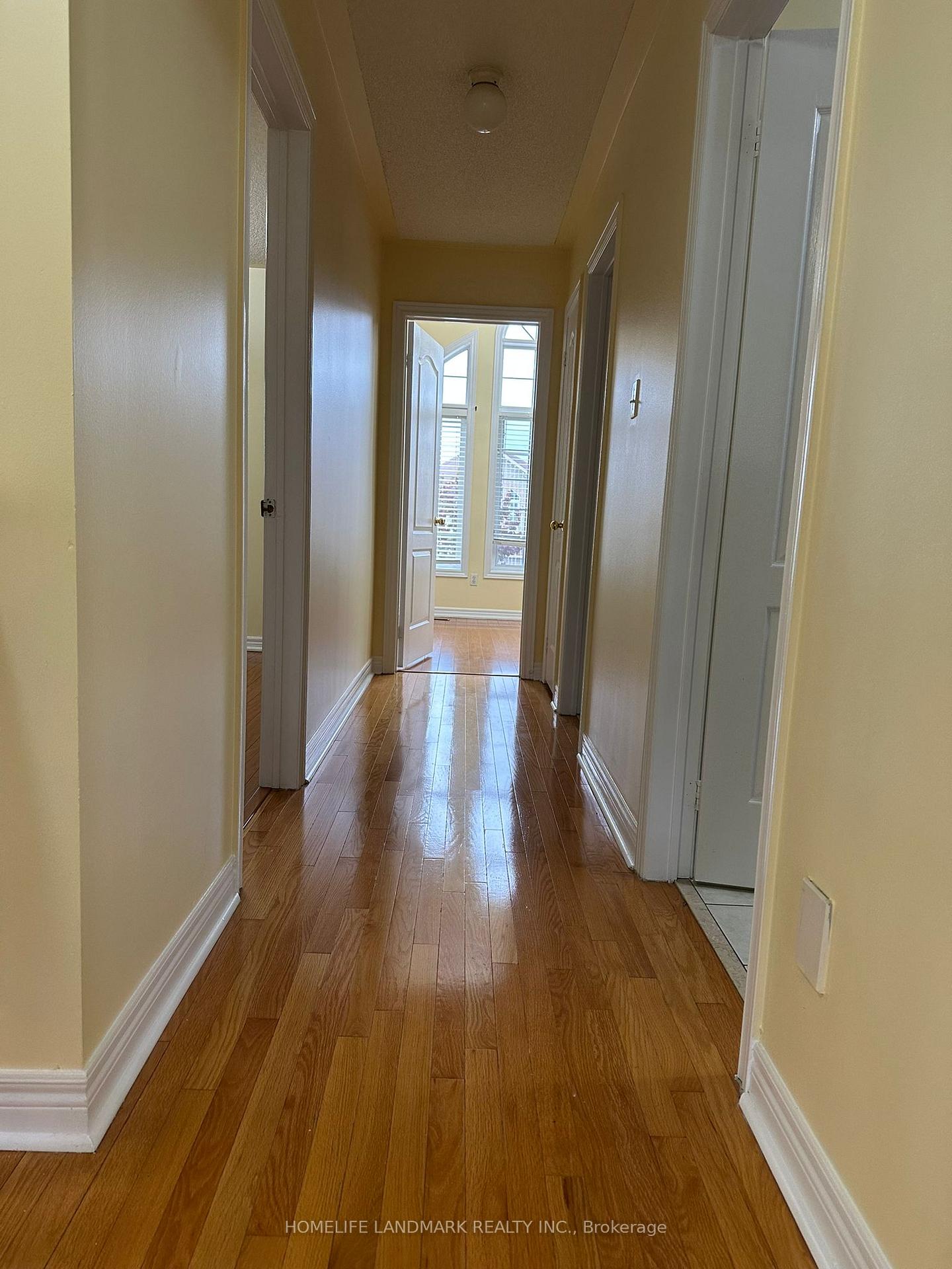 Photo 4 of 544 Matisse Place, Mississauga, Meadowvale Village — HOMEH