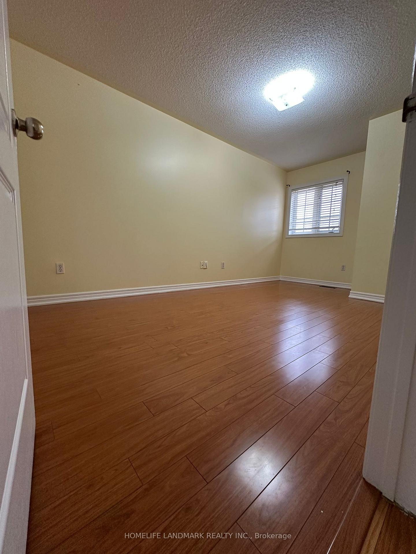 Photo 16 of 544 Matisse Place, Mississauga, Meadowvale Village — HOMEH